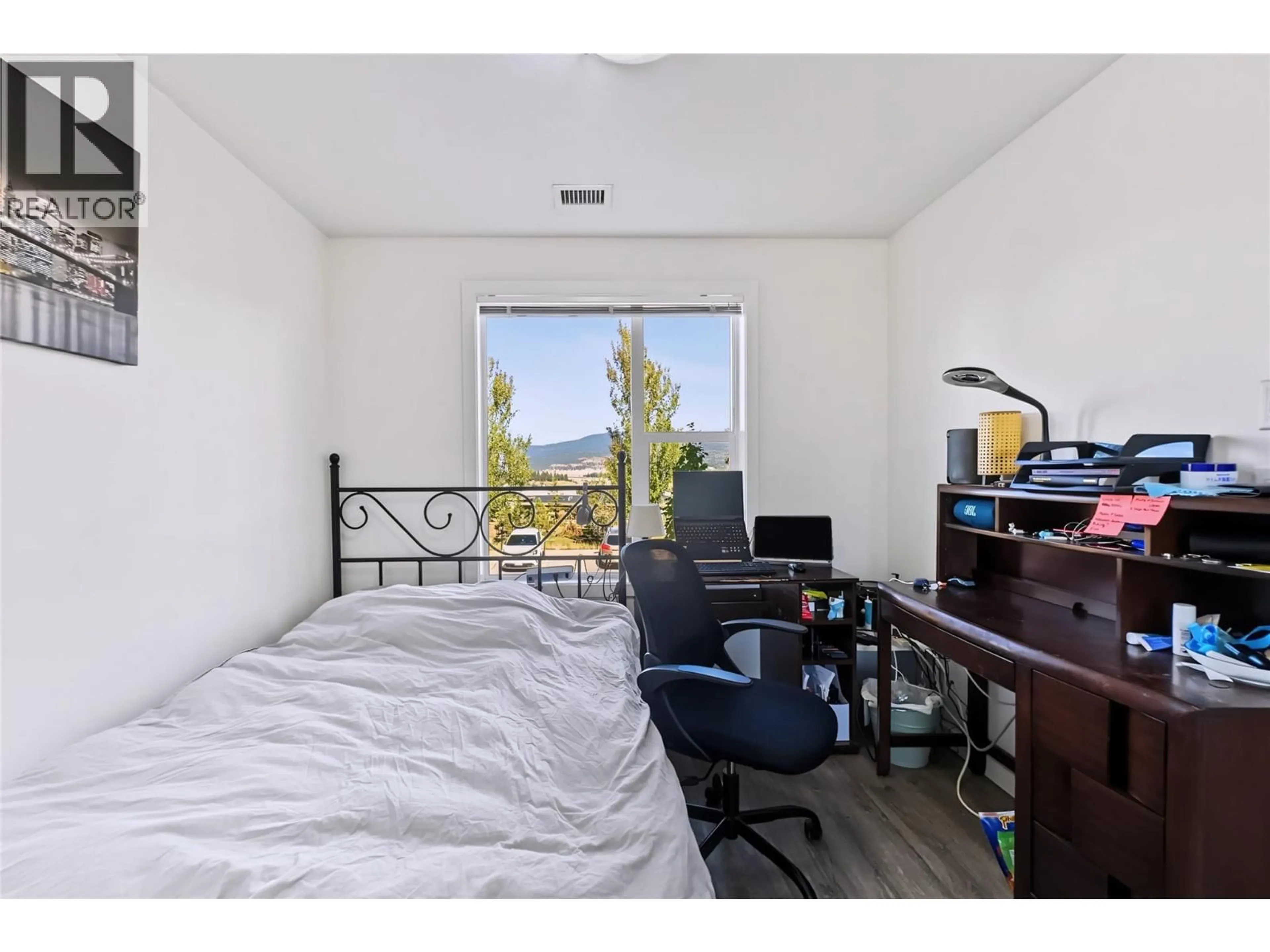 A pic of a room for 105 - 935 ACADEMY WAY, Kelowna British Columbia V1V3C9