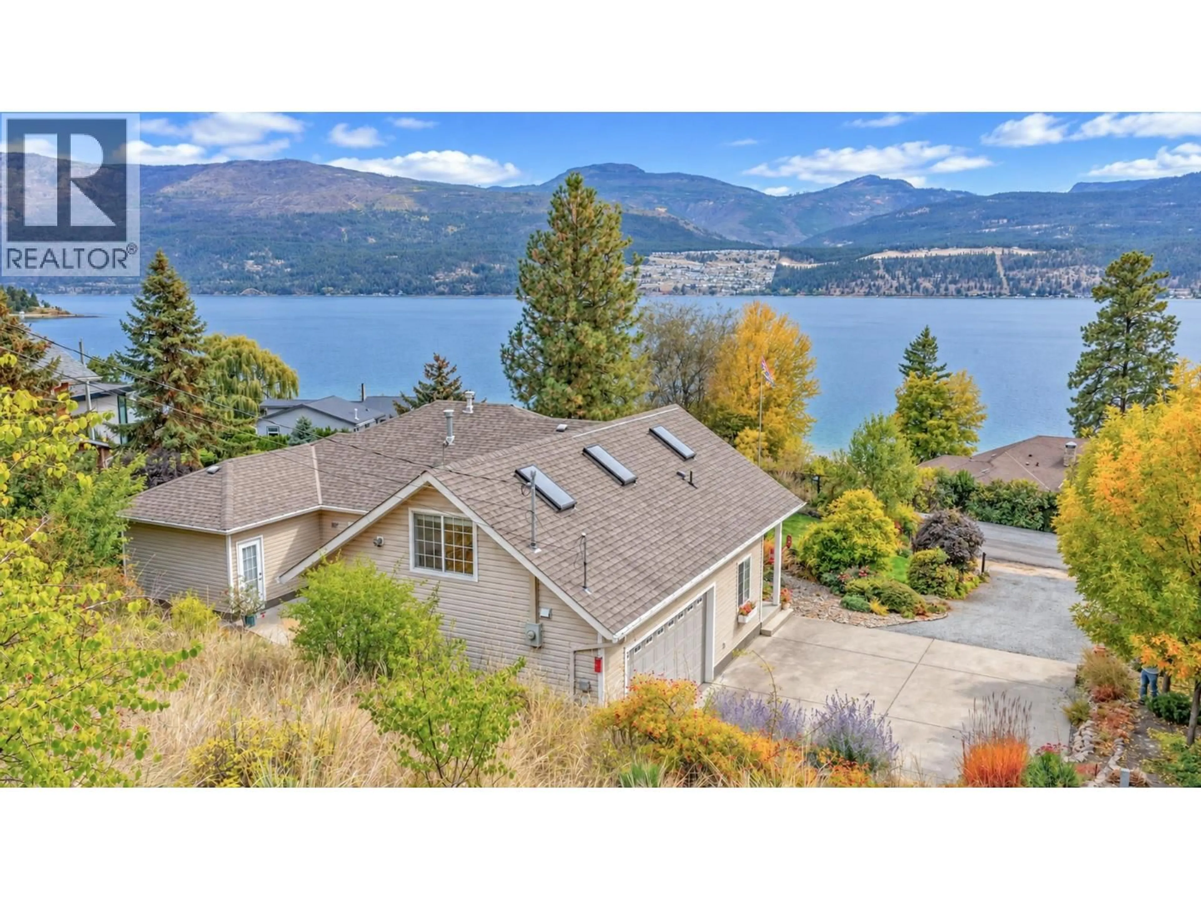 A pic from outside/outdoor area/front of a property/back of a property/a pic from drone, water/lake/river/ocean view for 16585 TOBY ROAD, Lake Country British Columbia V4V1C3