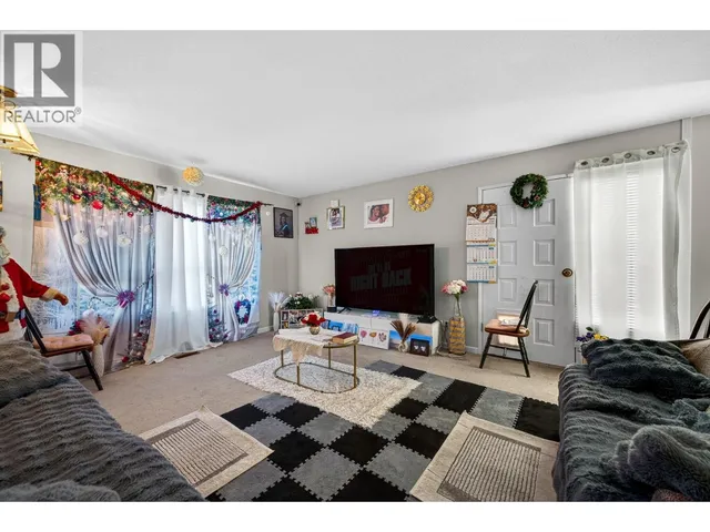 2070/2072 WESTSYDE ROAD, Kamloops 2