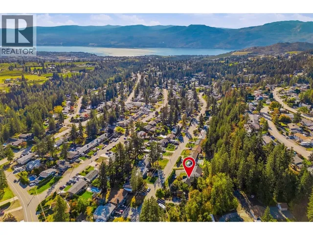 3220 MCIVER ROAD, West Kelowna 3