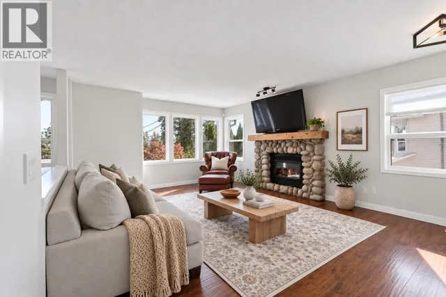 3220 MCIVER ROAD, West Kelowna 4