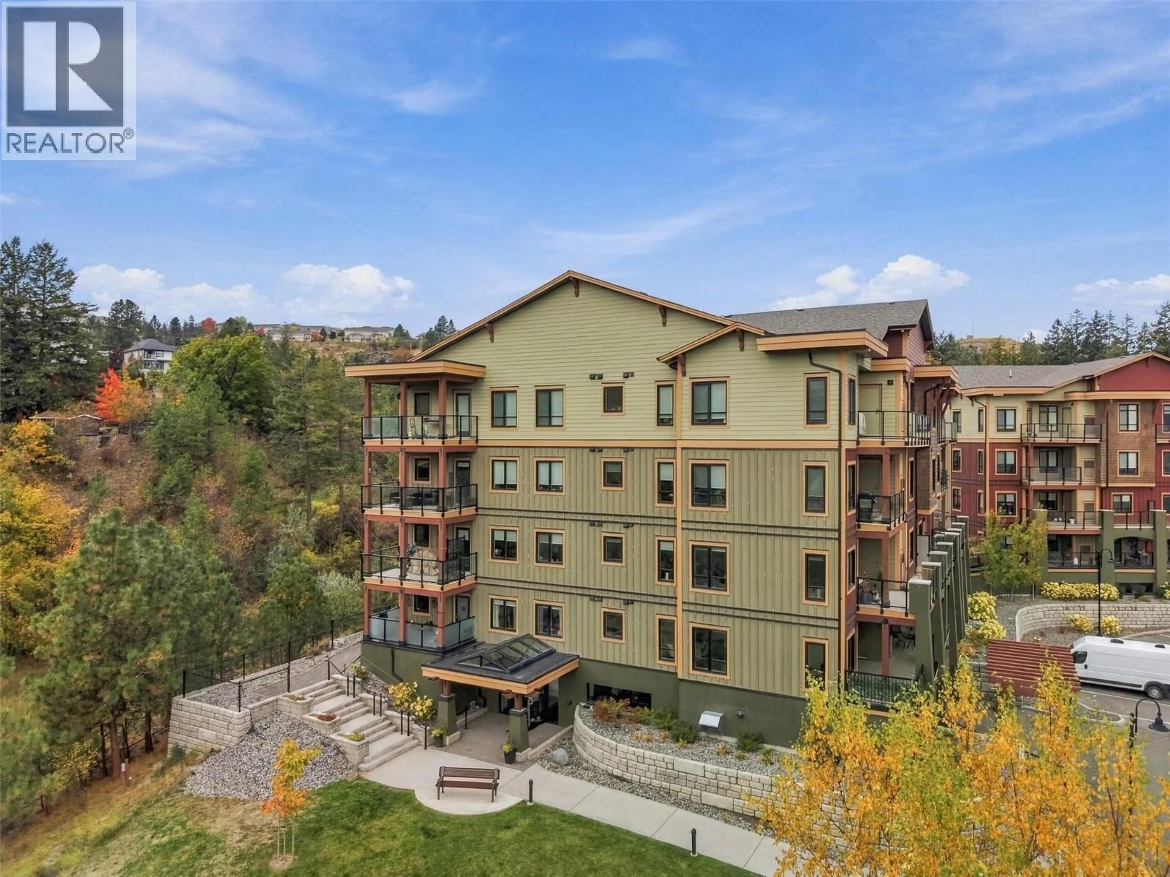 A pic from outside/outdoor area/front of a property/back of a property/a pic from drone, unknown for 2103 - 1405 SPRINGHILL DRIVE, Kamloops British Columbia V2C0B4