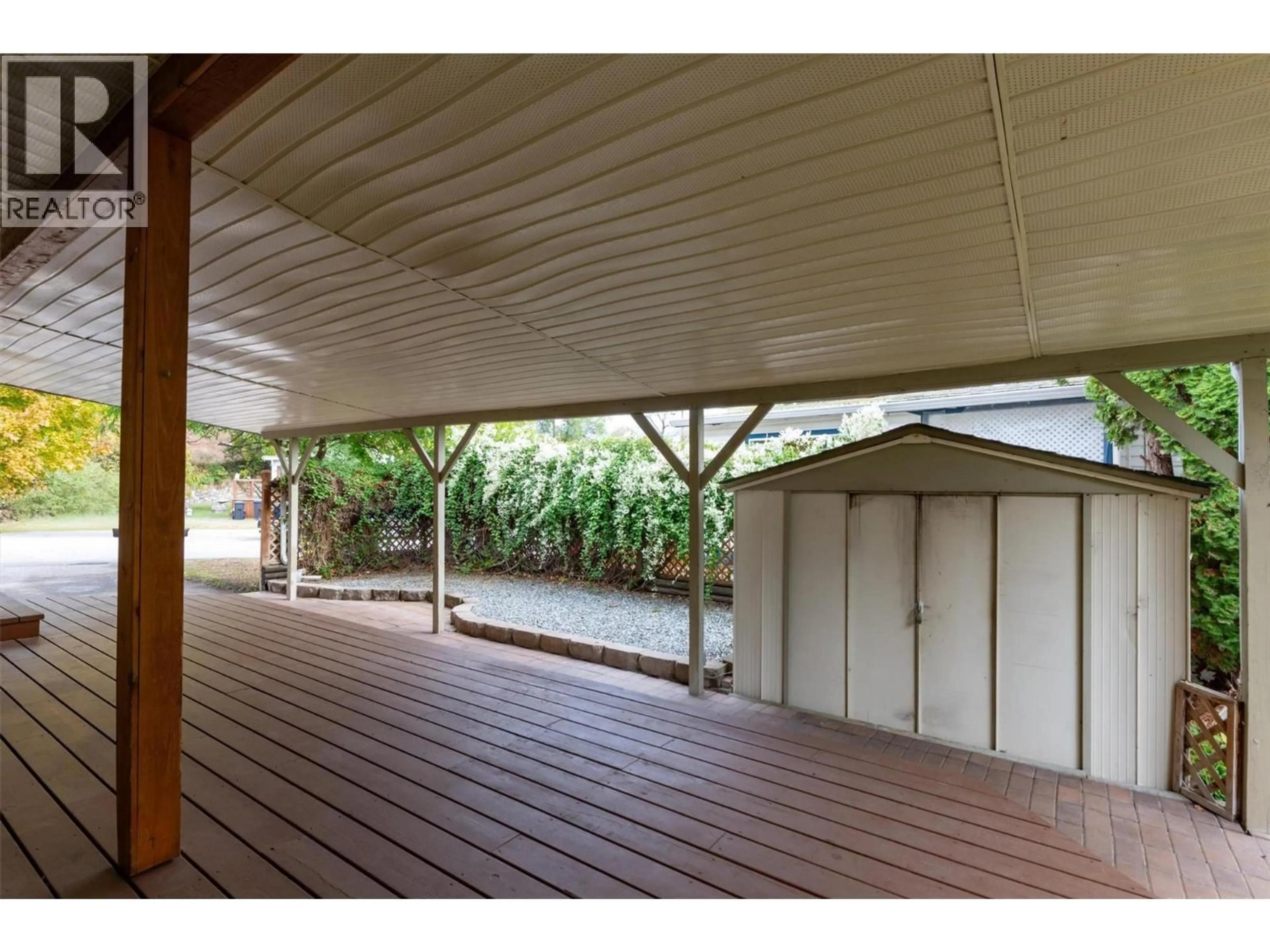 Patio, street for 22 - 5432 CHIDLEY ROAD, Peachland British Columbia V0H1X5