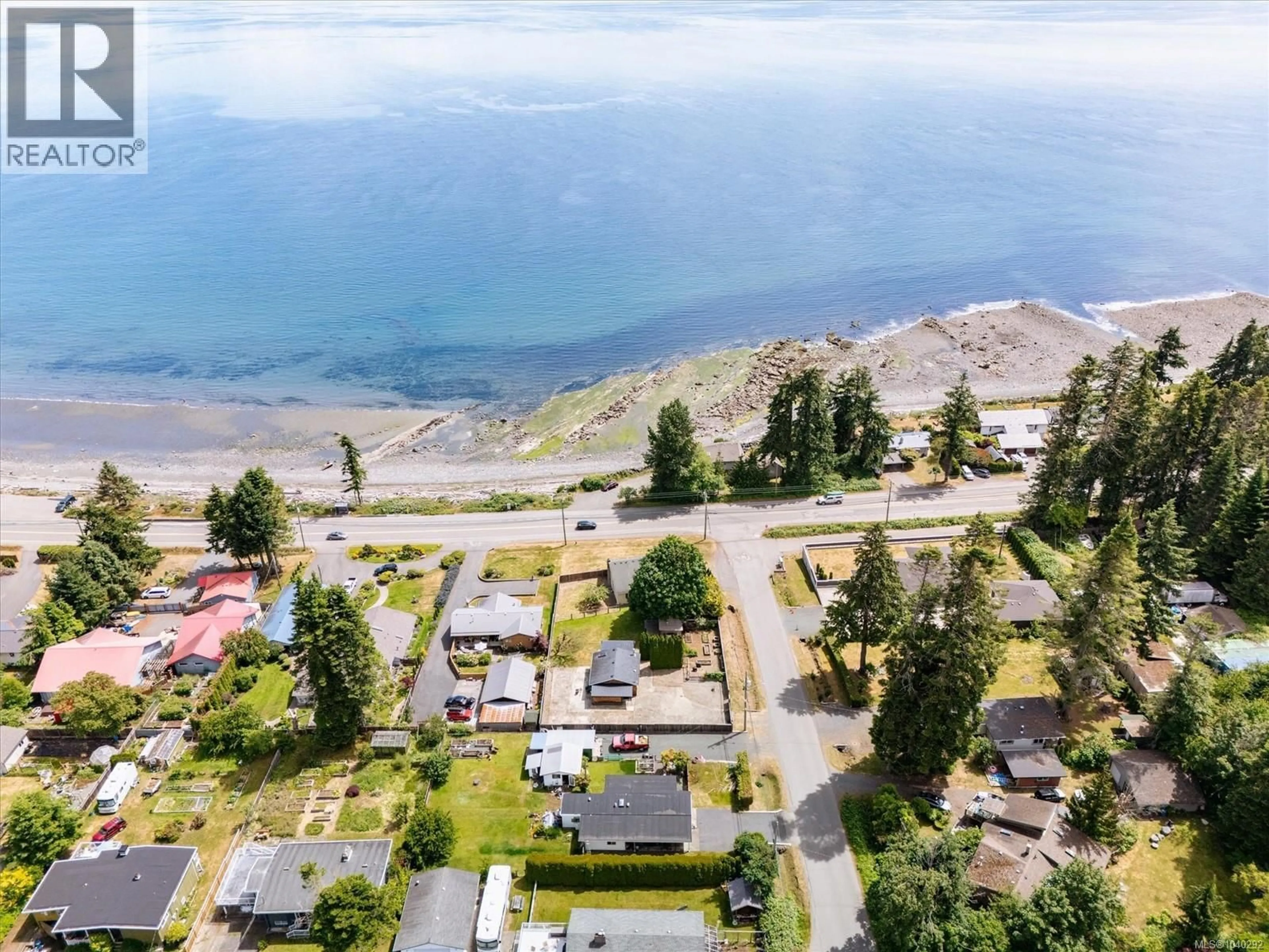 A pic from outside/outdoor area/front of a property/back of a property/a pic from drone, water/lake/river/ocean view for 12 LYNNWOOD ROAD, Campbell River British Columbia V9H1L9