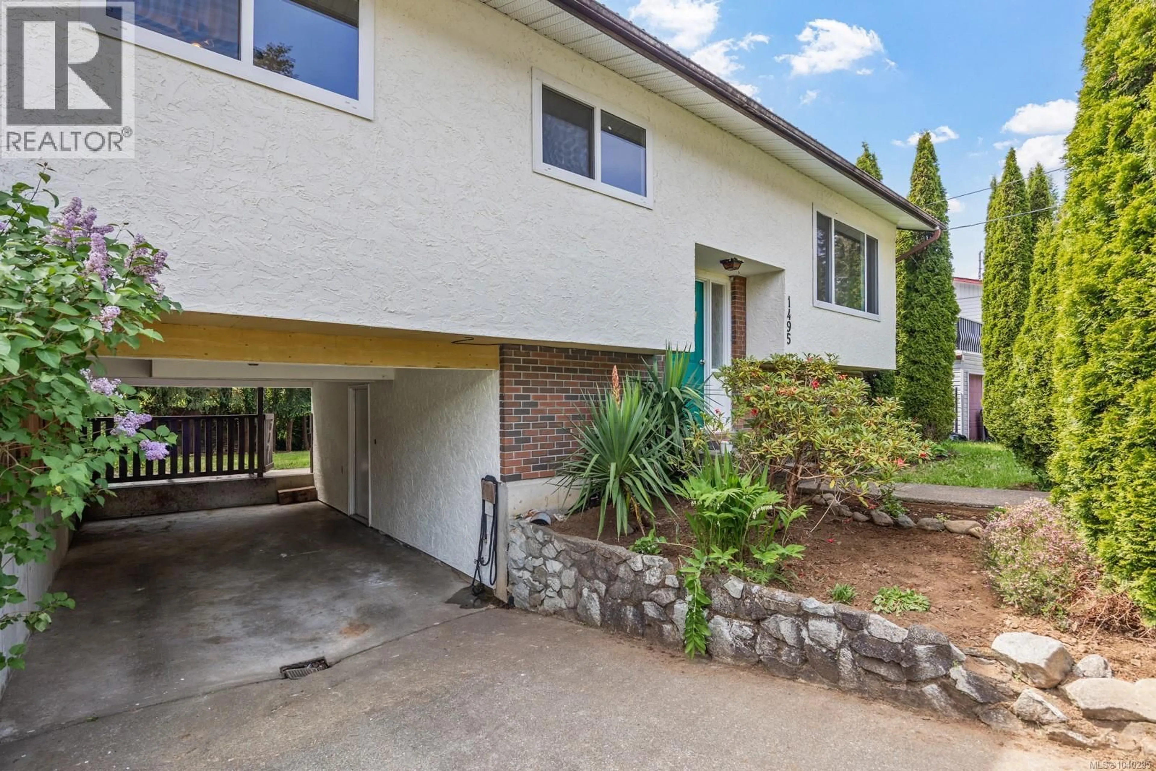 Unknown for 1495 HOBSON AVENUE, Courtenay British Columbia V9N6P2