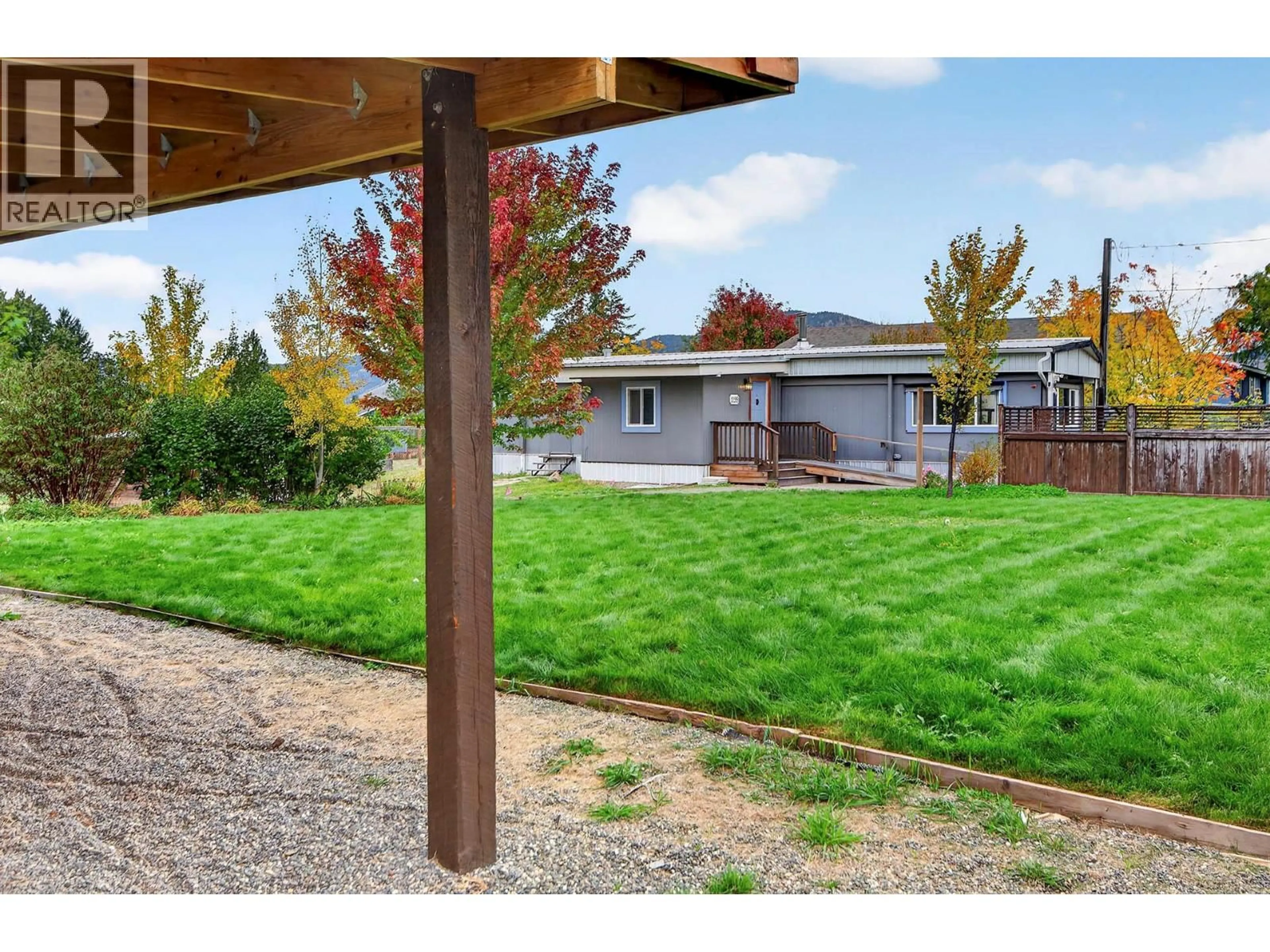 Unknown for 1299 PINEGROVE ROAD, Kamloops British Columbia V2C6V6