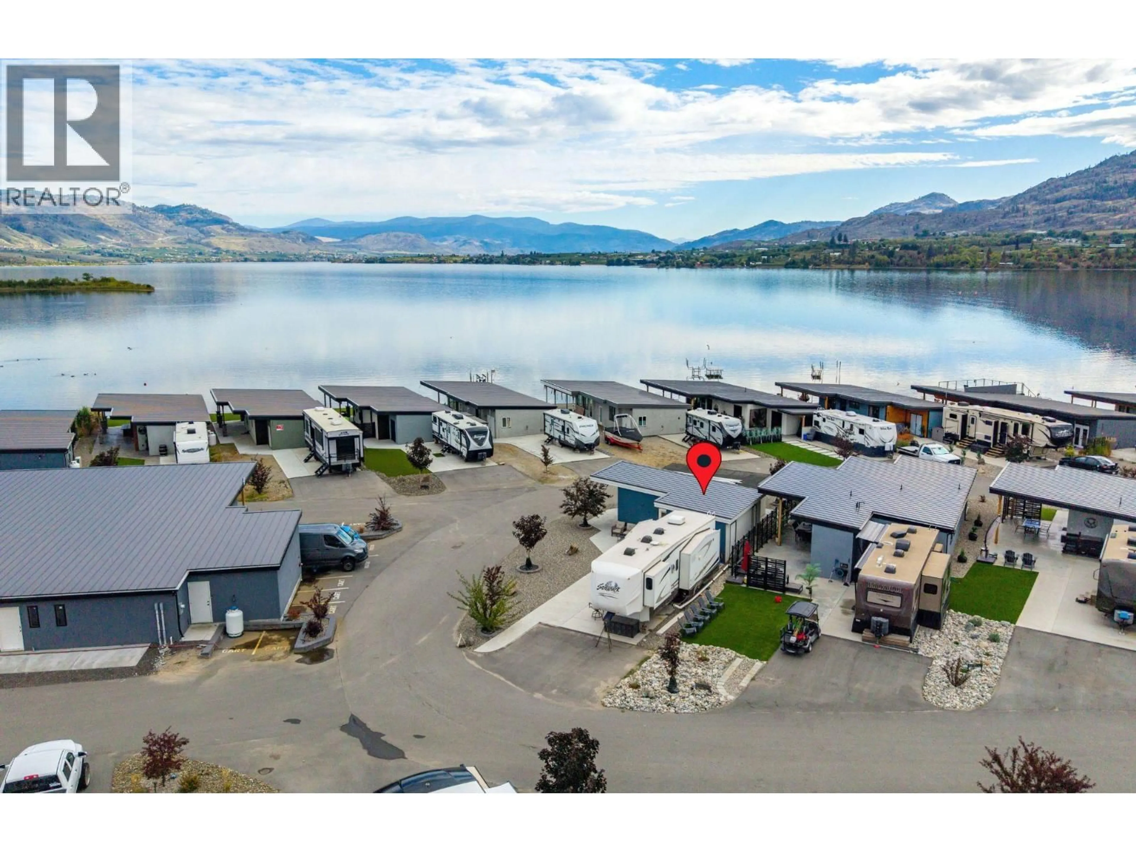 A pic from outside/outdoor area/front of a property/back of a property/a pic from drone, water/lake/river/ocean view for 17 - 2501 RADIO TOWER ROAD, Oliver British Columbia V0H1V7