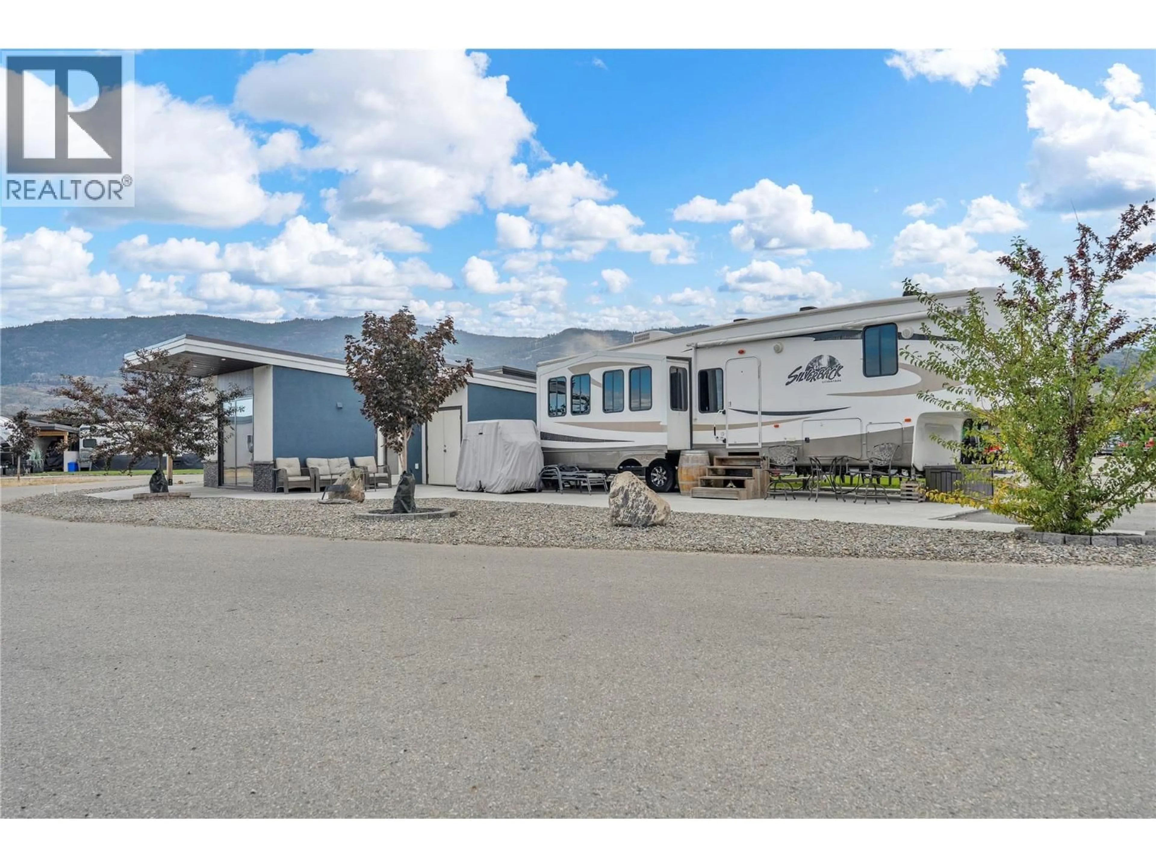 Home with vinyl exterior material, mountain view for 17 - 2501 RADIO TOWER ROAD, Oliver British Columbia V0H1V7