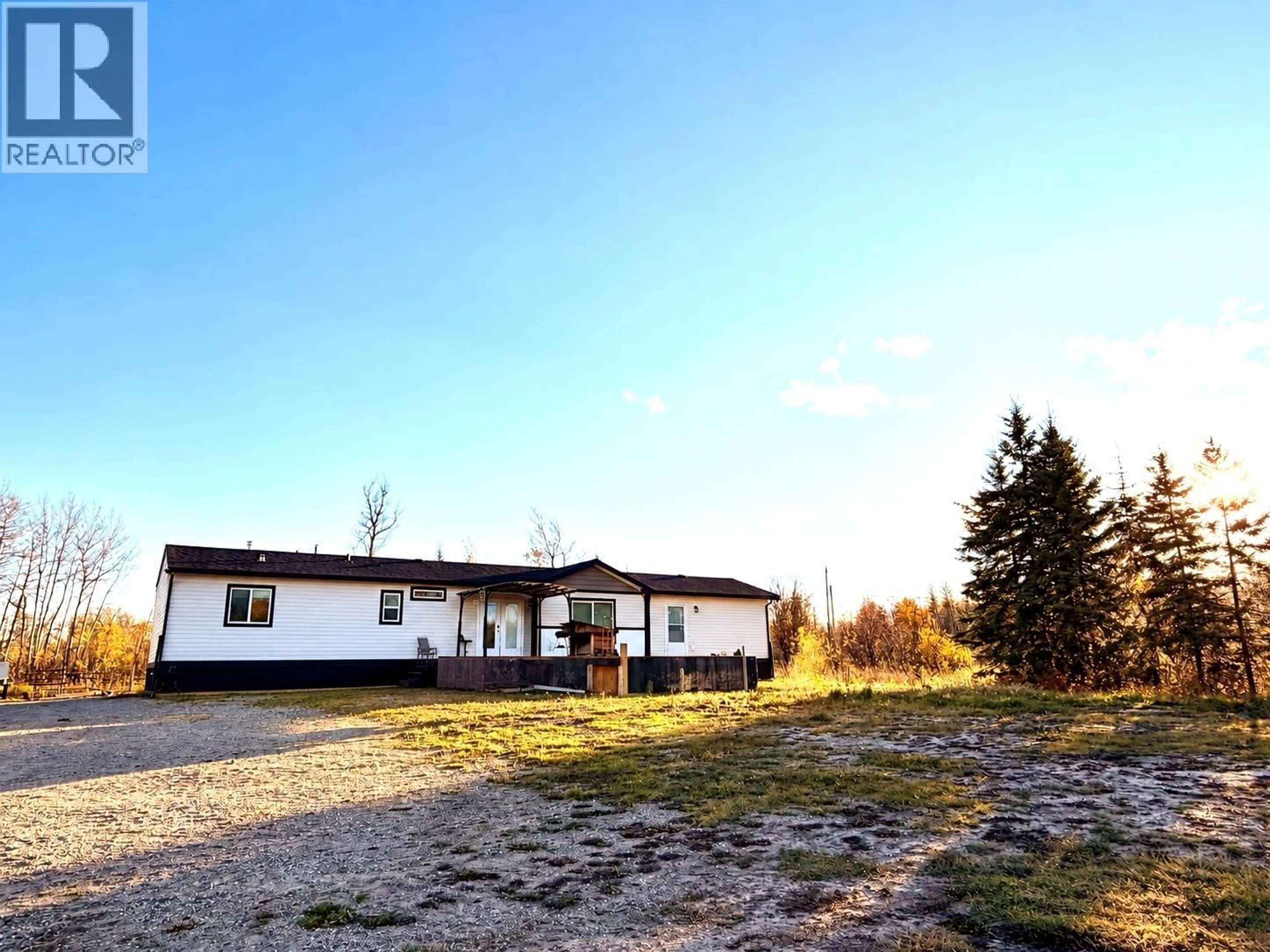 A pic from outside/outdoor area/front of a property/back of a property/a pic from drone, building for 5592 97 HIGHWAY NORTH, Dawson Creek British Columbia V1G0J3