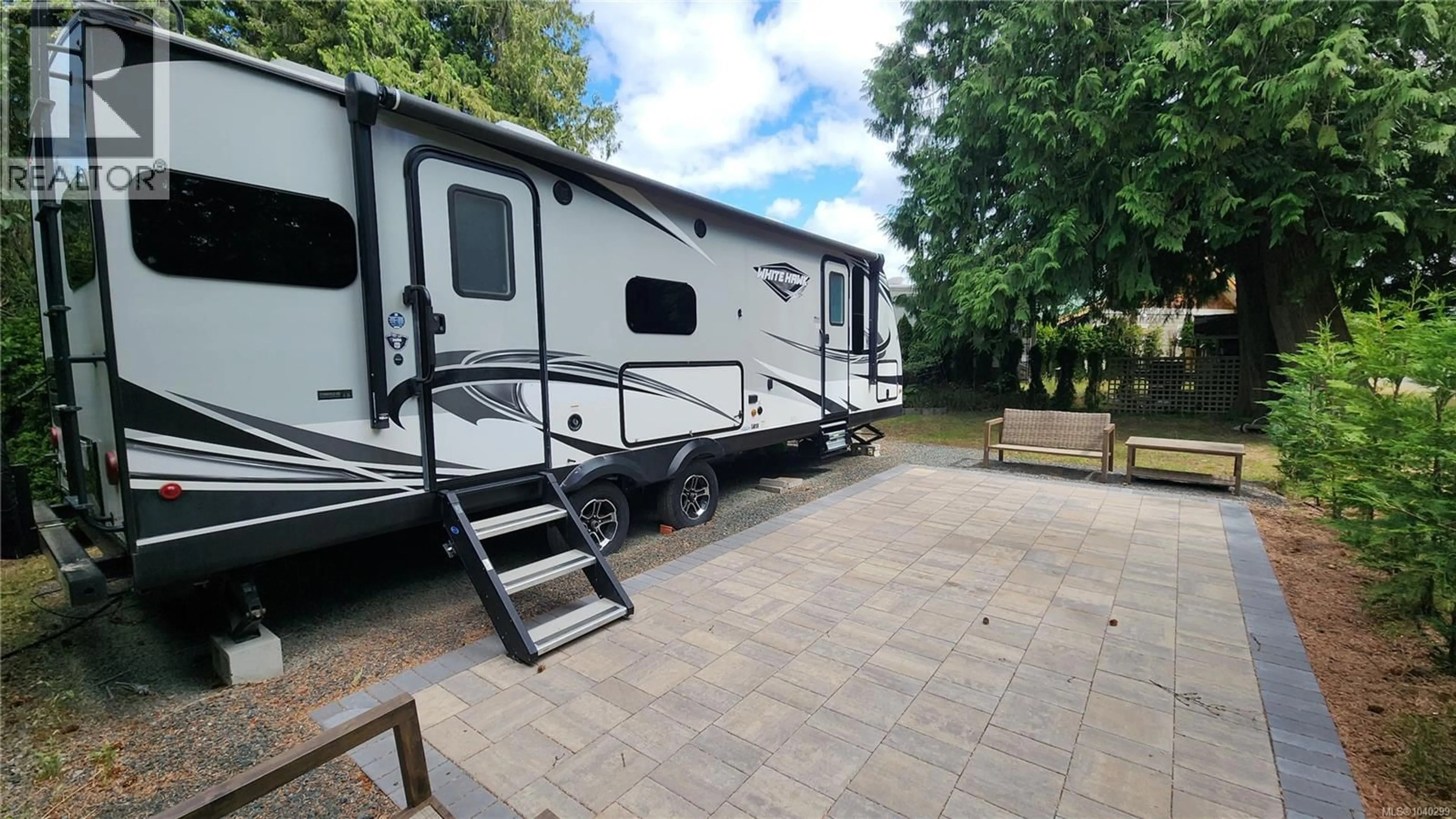 Patio, unknown for 34 - 6050 ISLAND HIGHWAY WEST, Qualicum Beach British Columbia V9K2E1