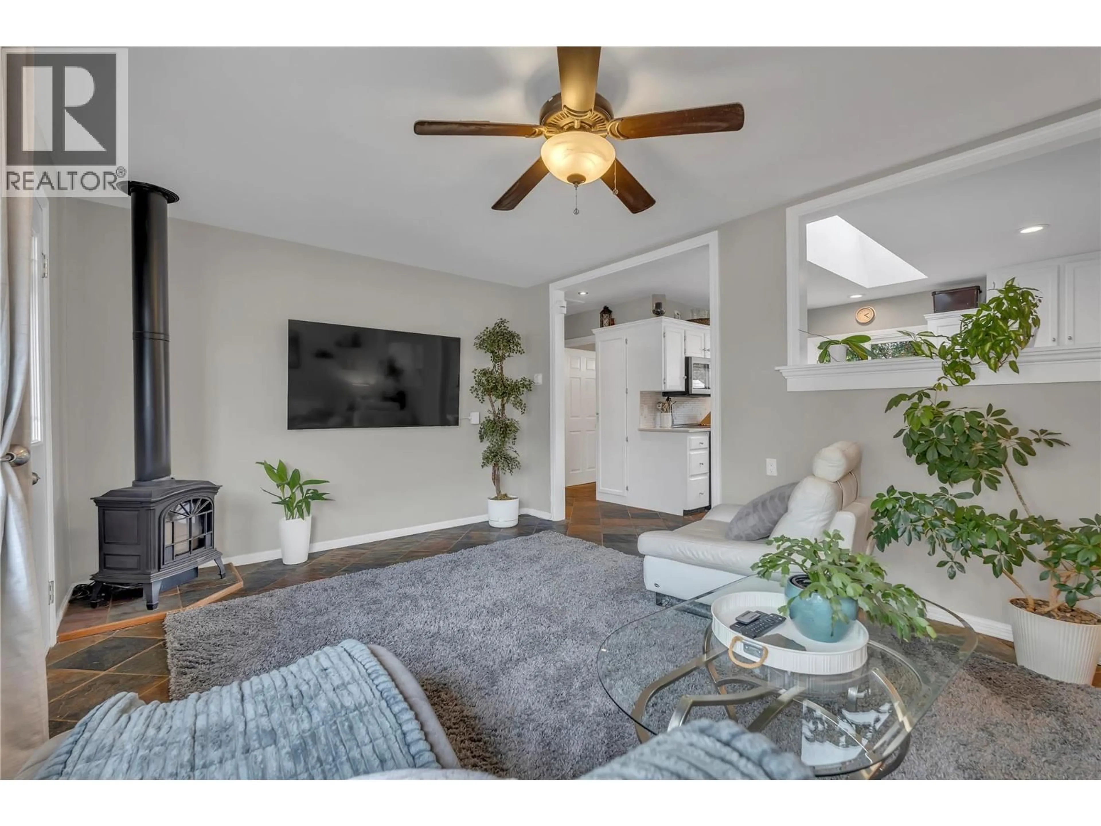 Living room with furniture, unknown for 11114 PRAIRIE VALLEY ROAD, Summerland British Columbia V0H1Z8