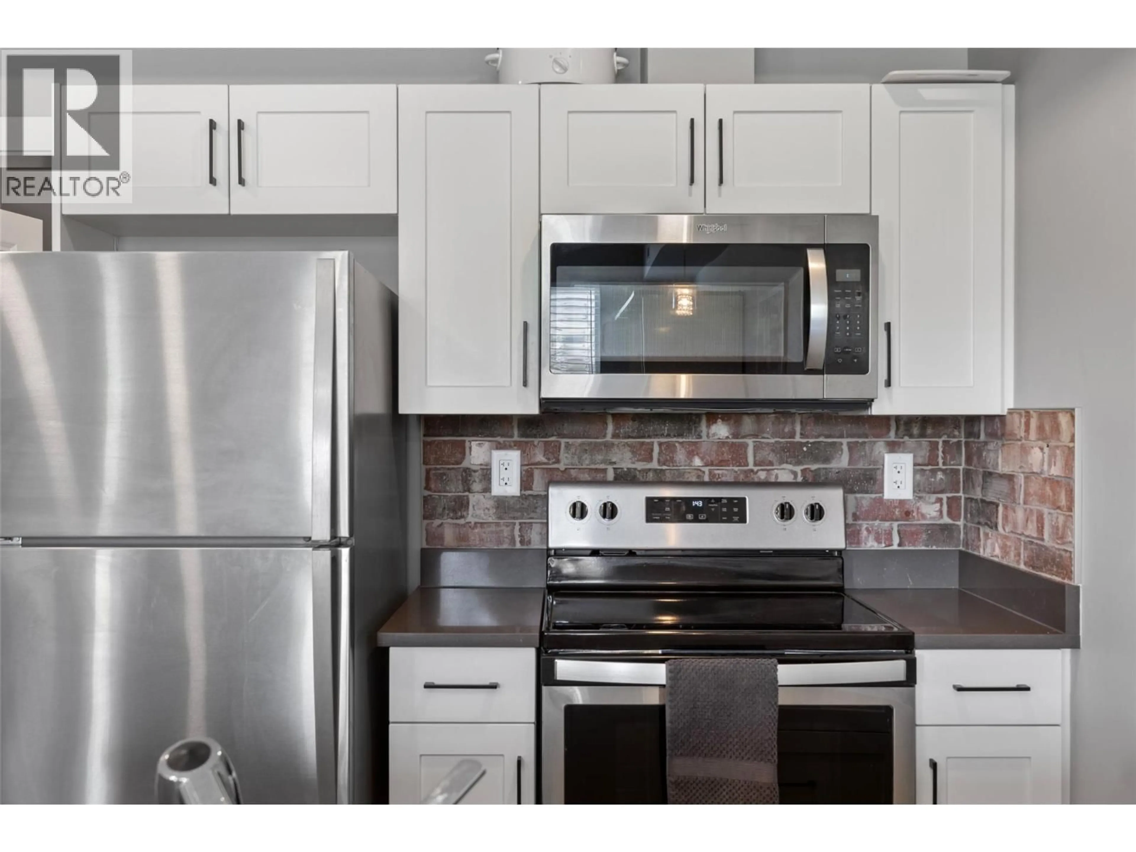 Standard kitchen, unknown for 312 - 280 TRANQUILLE ROAD, Kamloops British Columbia V2B0J1