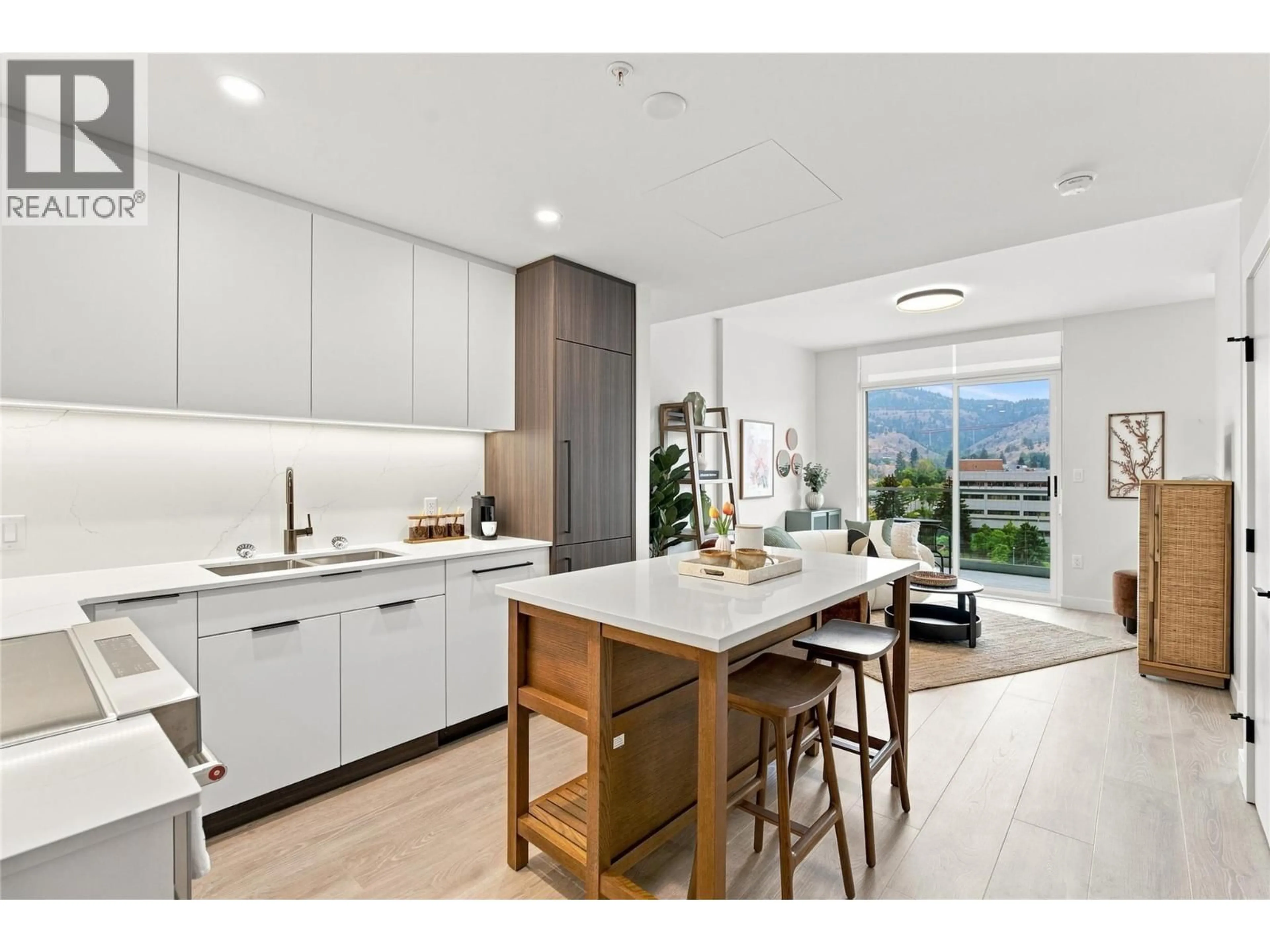 Open concept kitchen, unknown for 1005 - 460 NICOLA STREET, Kamloops British Columbia V2C0N2