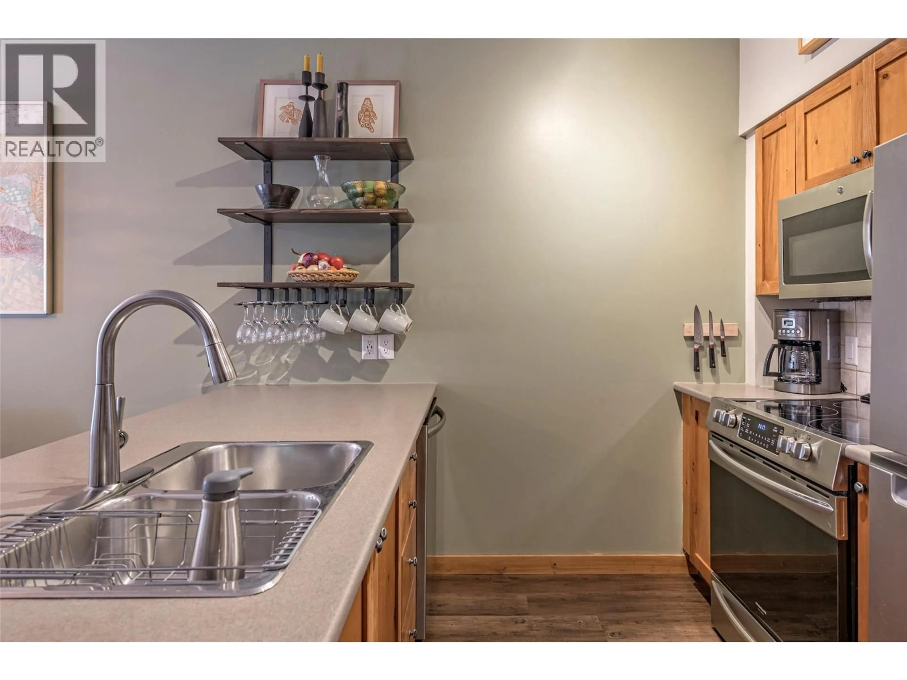 Standard kitchen, unknown for 109 - 9808 SILVER STAR ROAD, Vernon British Columbia V1B3X4