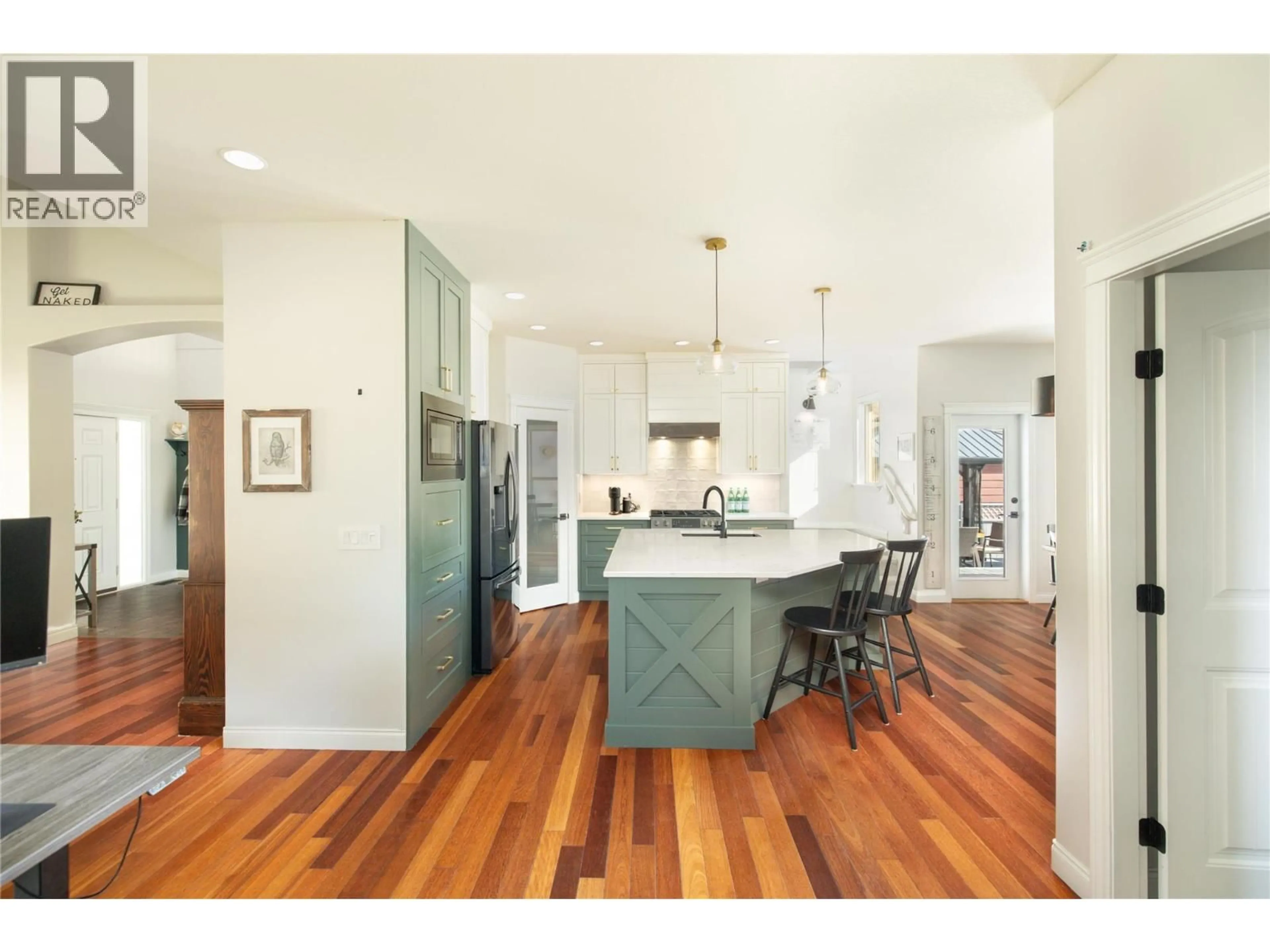 Open concept kitchen, unknown for 319 MCCARREN AVENUE, Kelowna British Columbia V1W5A6
