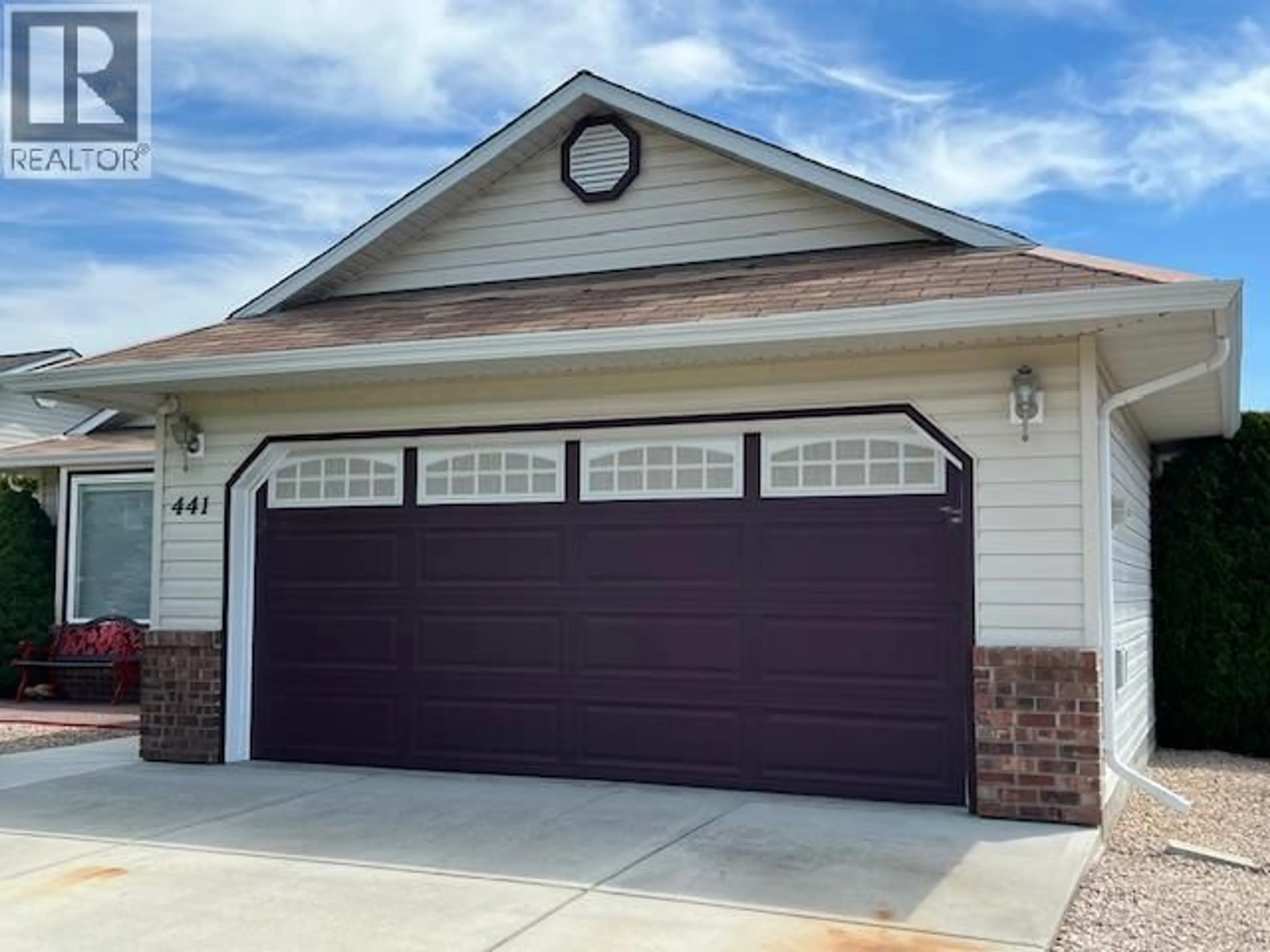 Indoor garage for 441 4TH STREET, Vernon British Columbia V1H1Z1