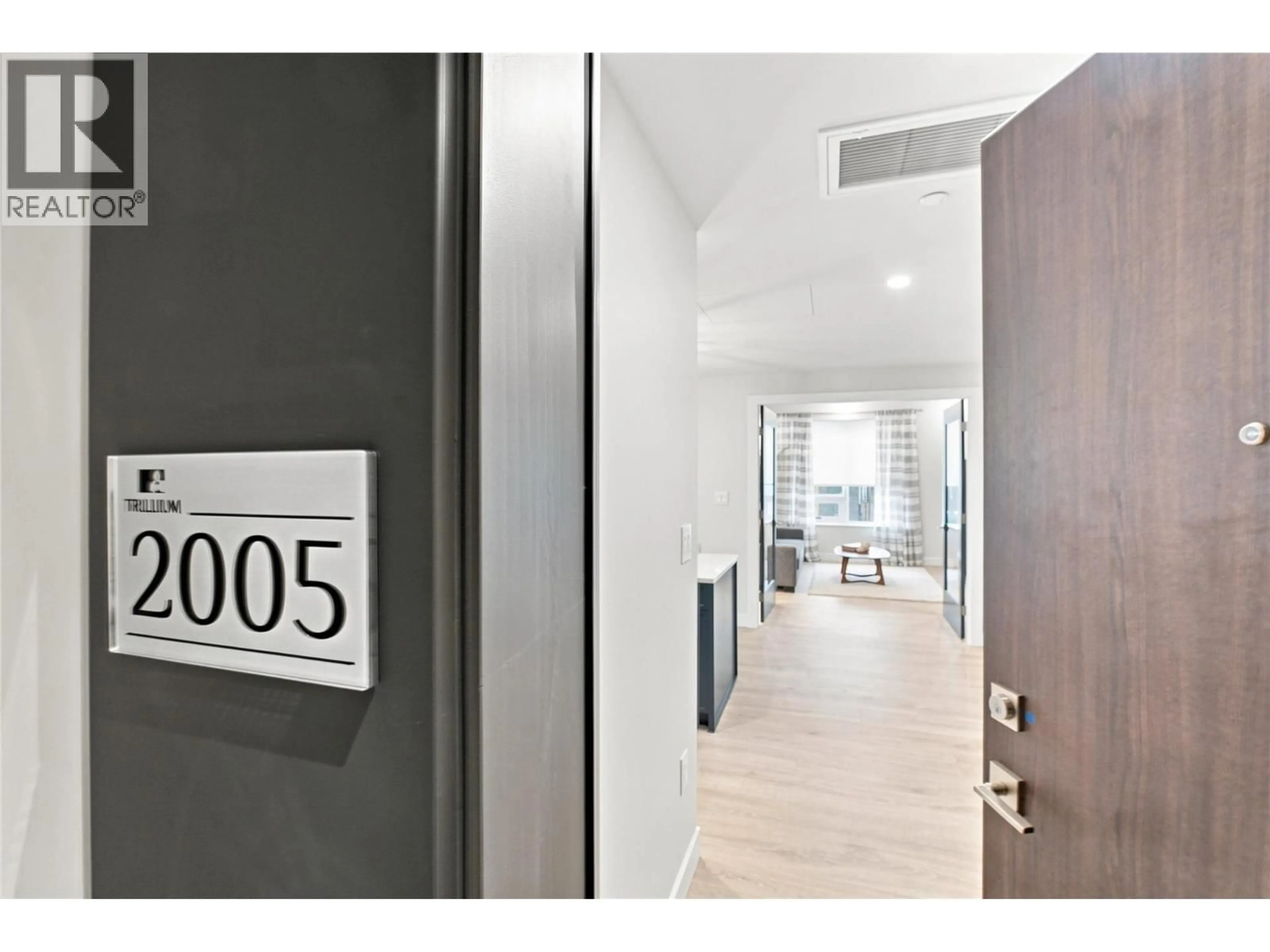 Indoor entryway for 2005 - 460 NICOLA STREET, Kamloops British Columbia V2C0N2