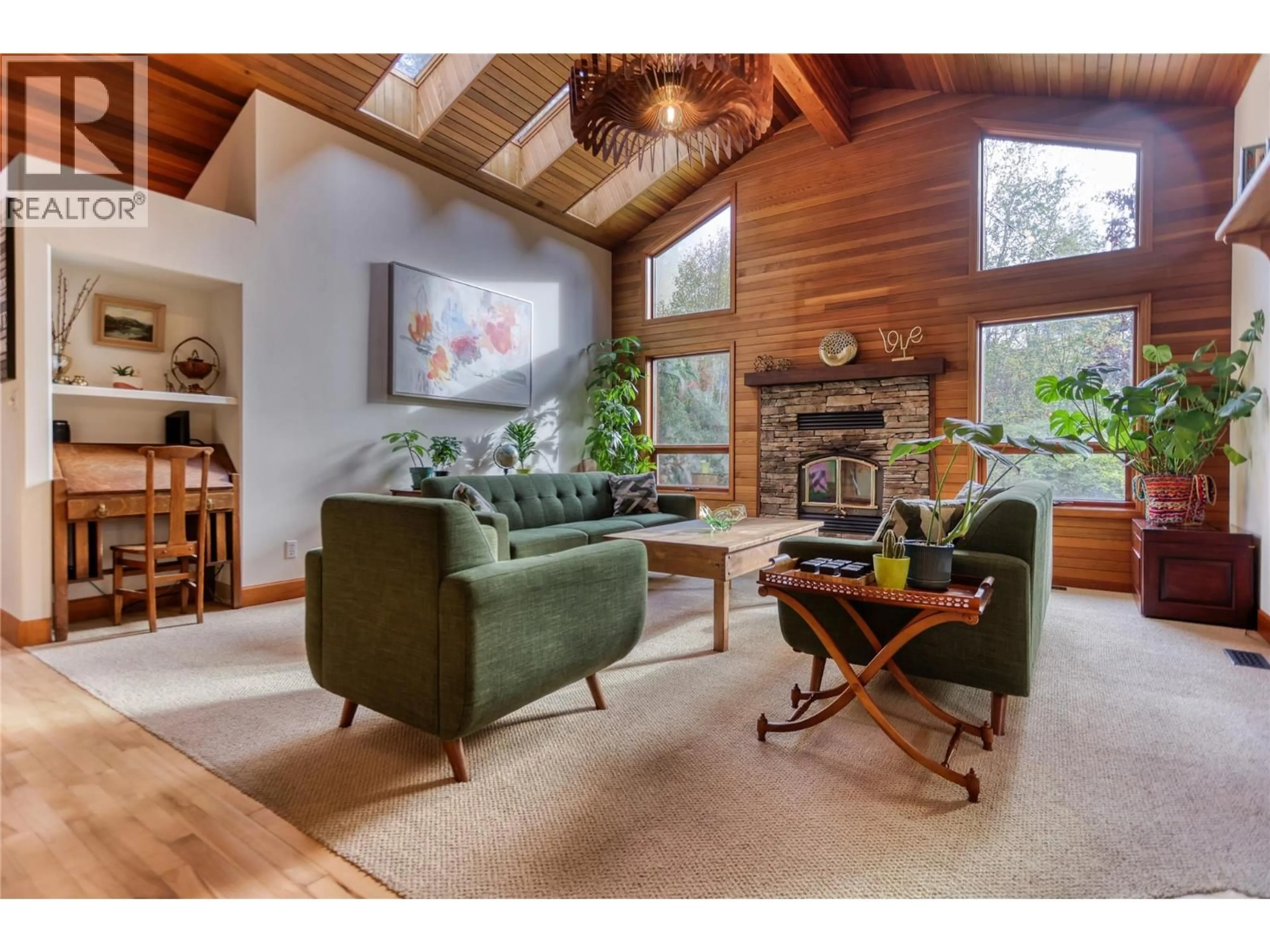 Living room with furniture, unknown for 3795 AARON ROAD, Bonnington British Columbia V0G2G3