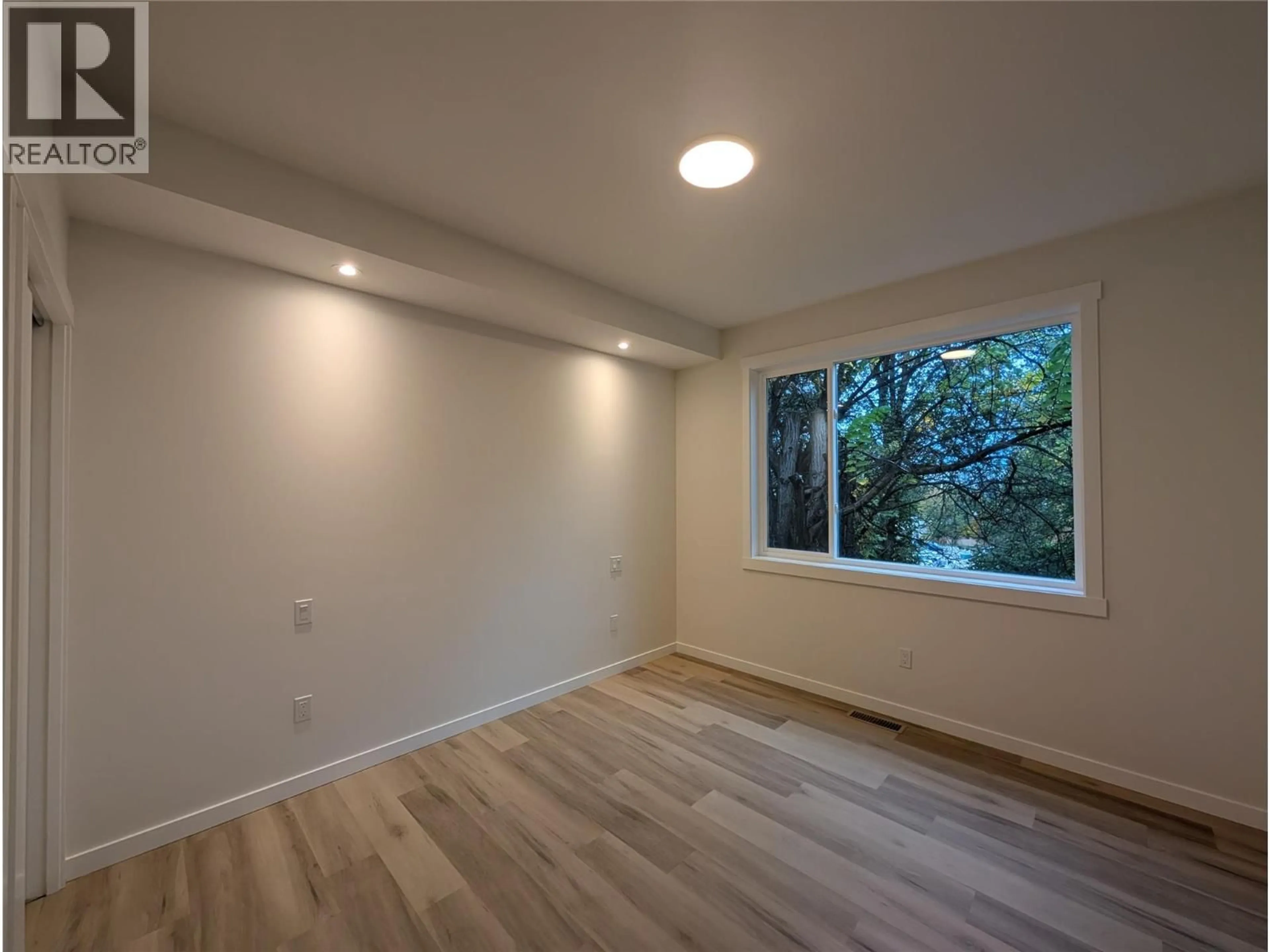 A pic of a room for 1 - 3602 PLEASANT VALLEY ROAD, Vernon British Columbia V1T4L6