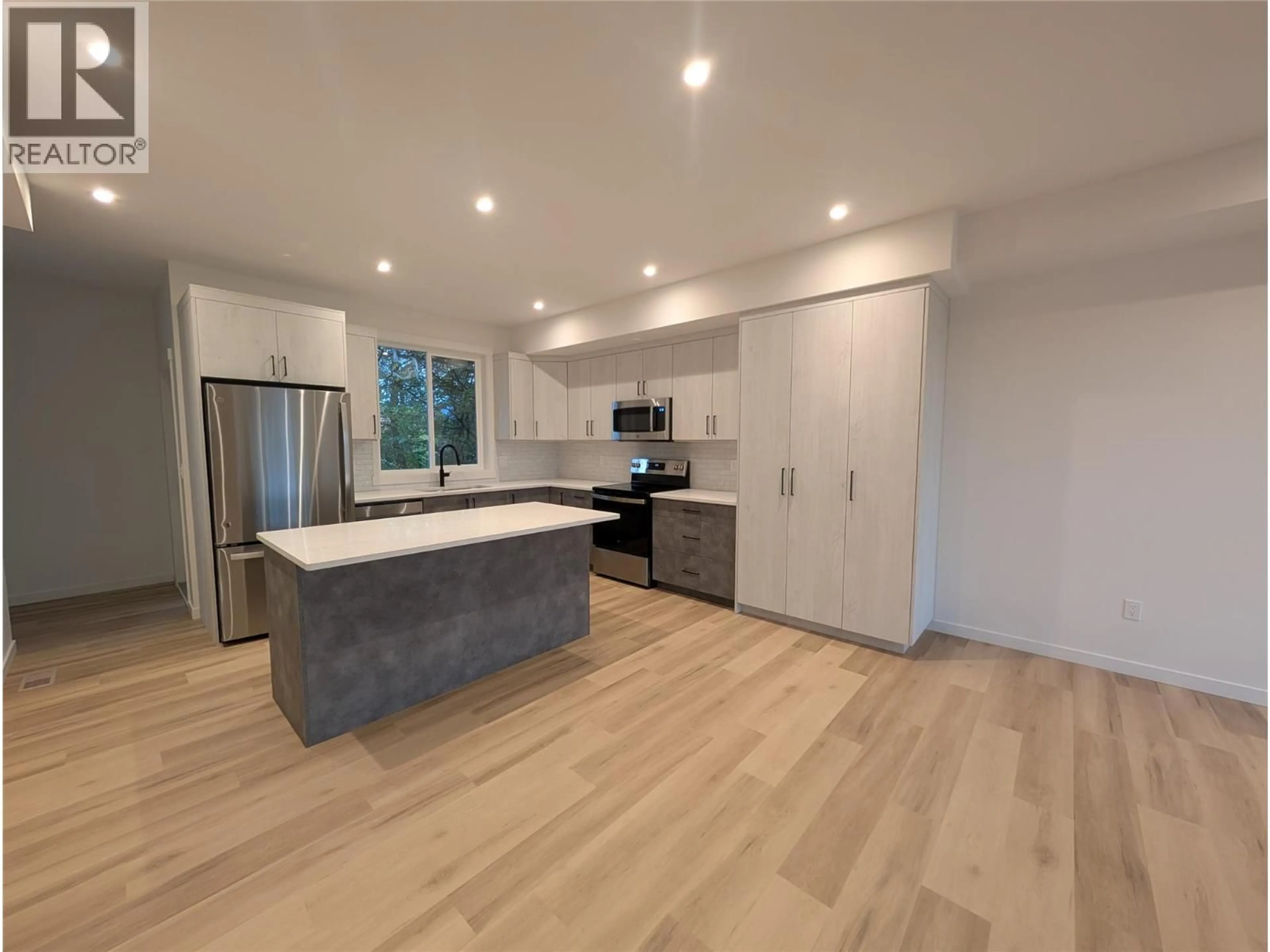 Open concept kitchen, unknown for 3 - 3602 PLEASANT VALLEY ROAD, Vernon British Columbia V1T4L6