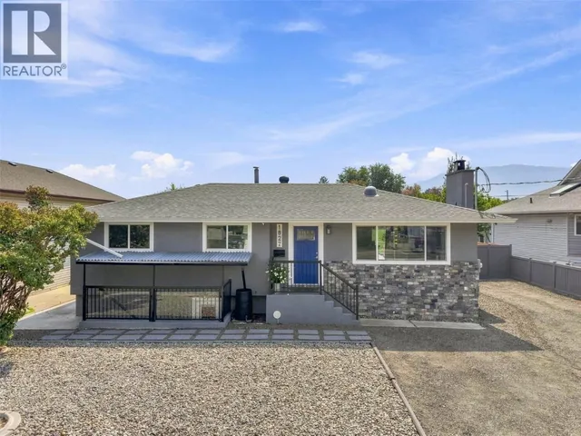 1827 PARKCREST AVENUE, Kamloops 3