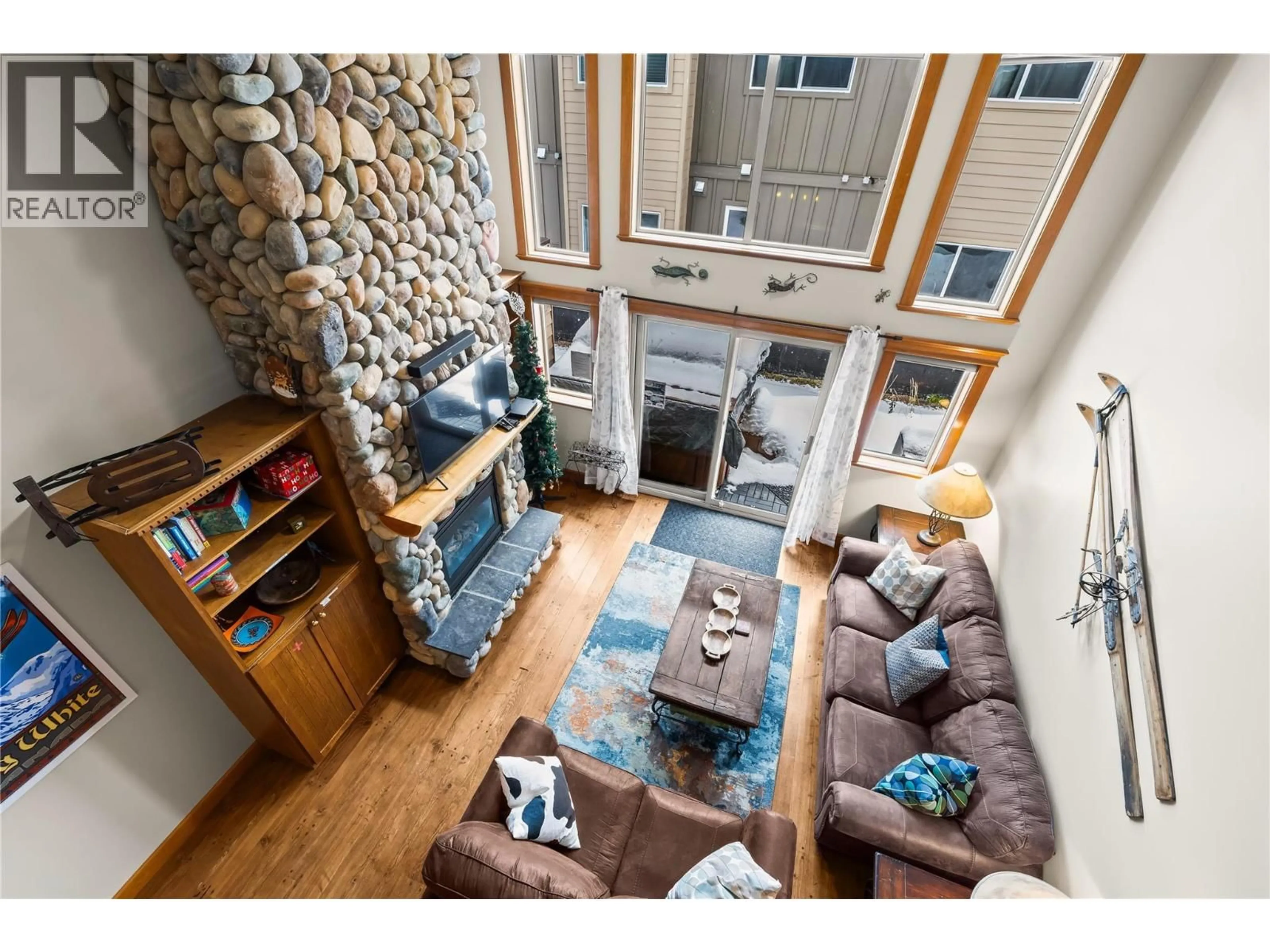 Living room with furniture, unknown for 34 - 7640 PORCUPINE ROAD, Big White British Columbia V1P1T4