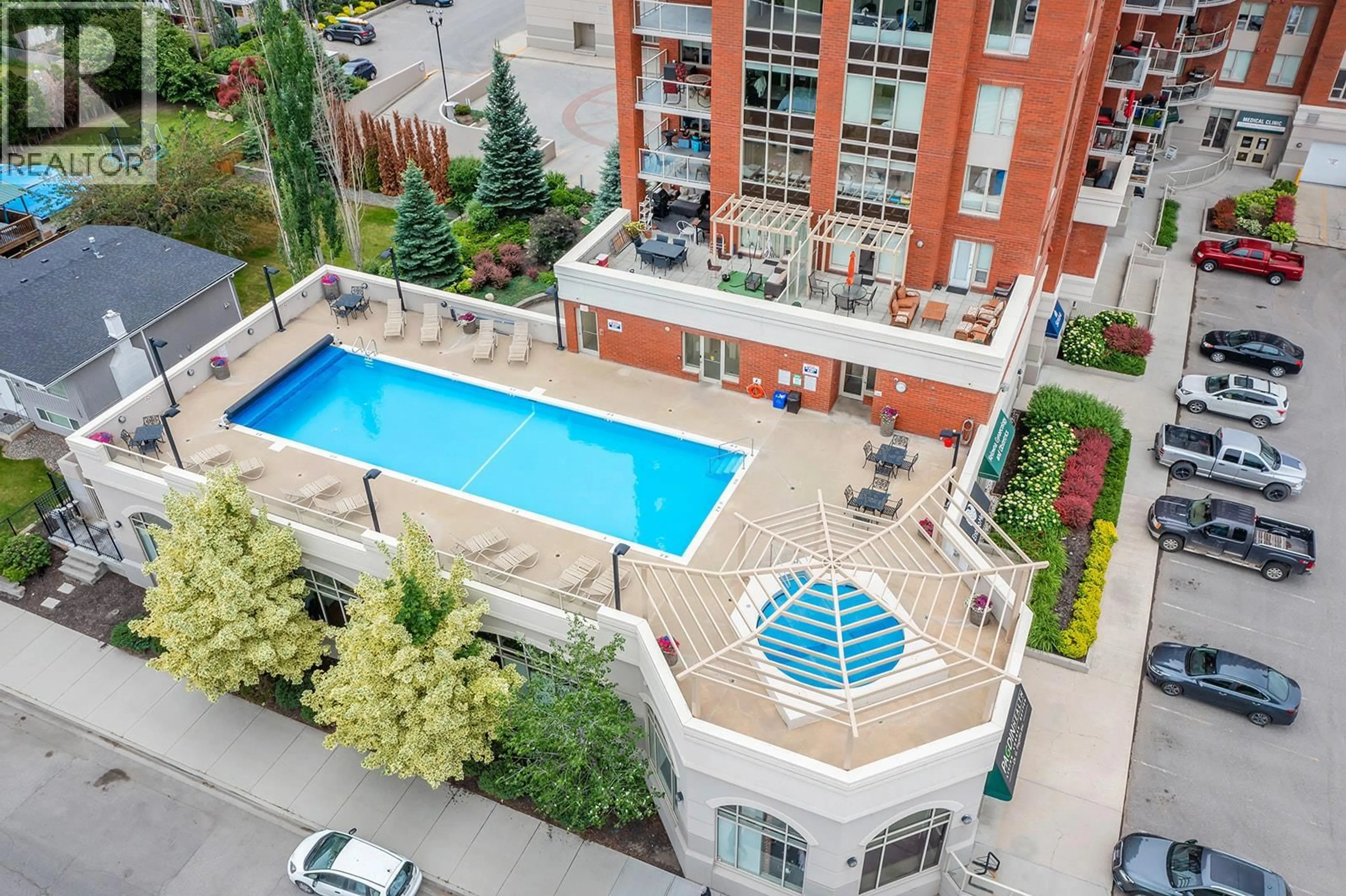 Pool for 1205 - 1160 BERNARD AVENUE, Kelowna British Columbia V1Y6R2