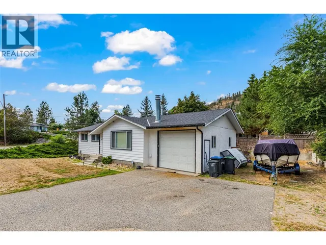 5911 EHLERS ROAD, Peachland 3