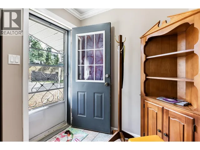 5911 EHLERS ROAD, Peachland 4