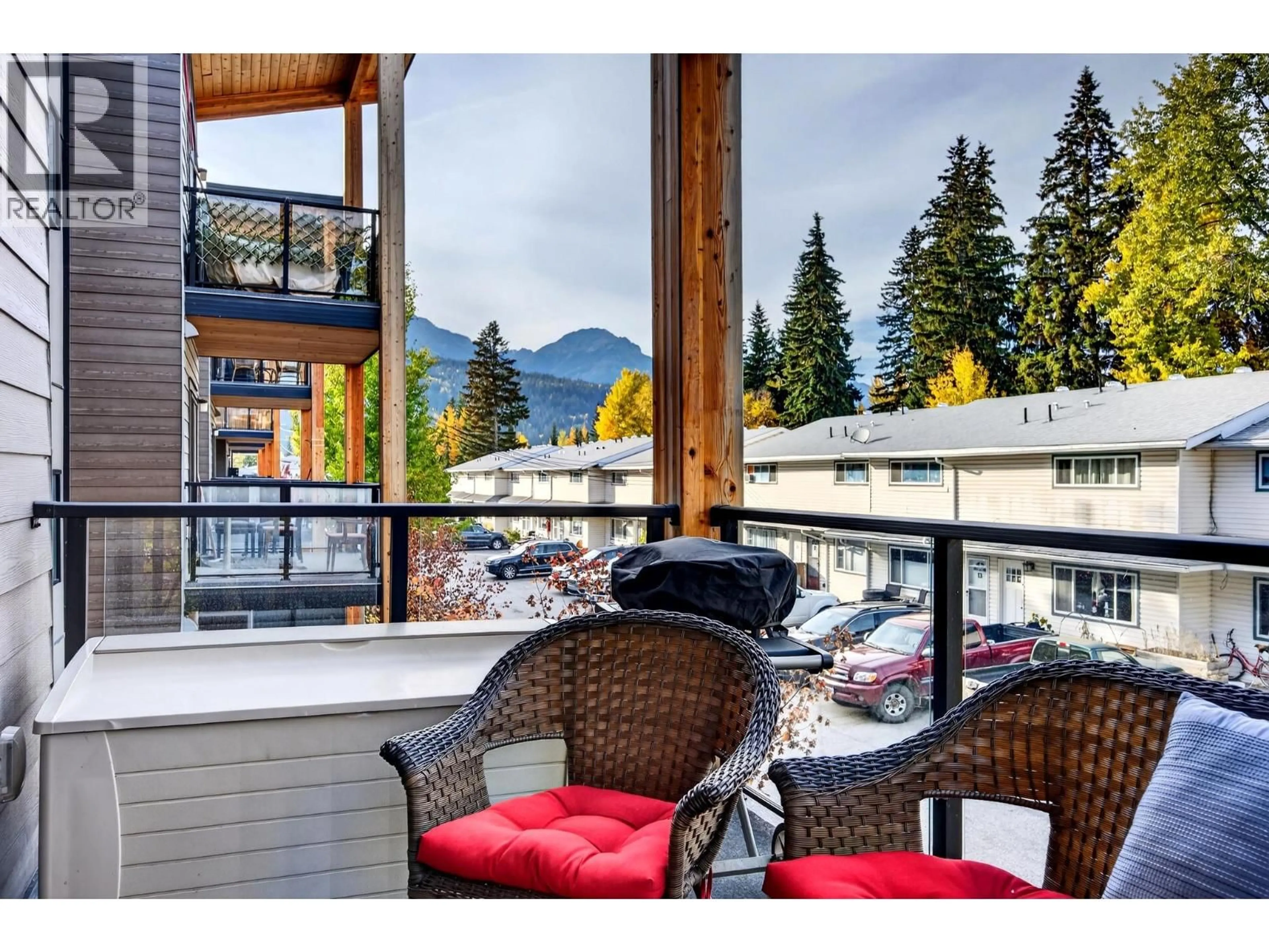 Patio, mountain view for 1205 - 410 5TH AVENUE SOUTH, Golden British Columbia V0A1H0
