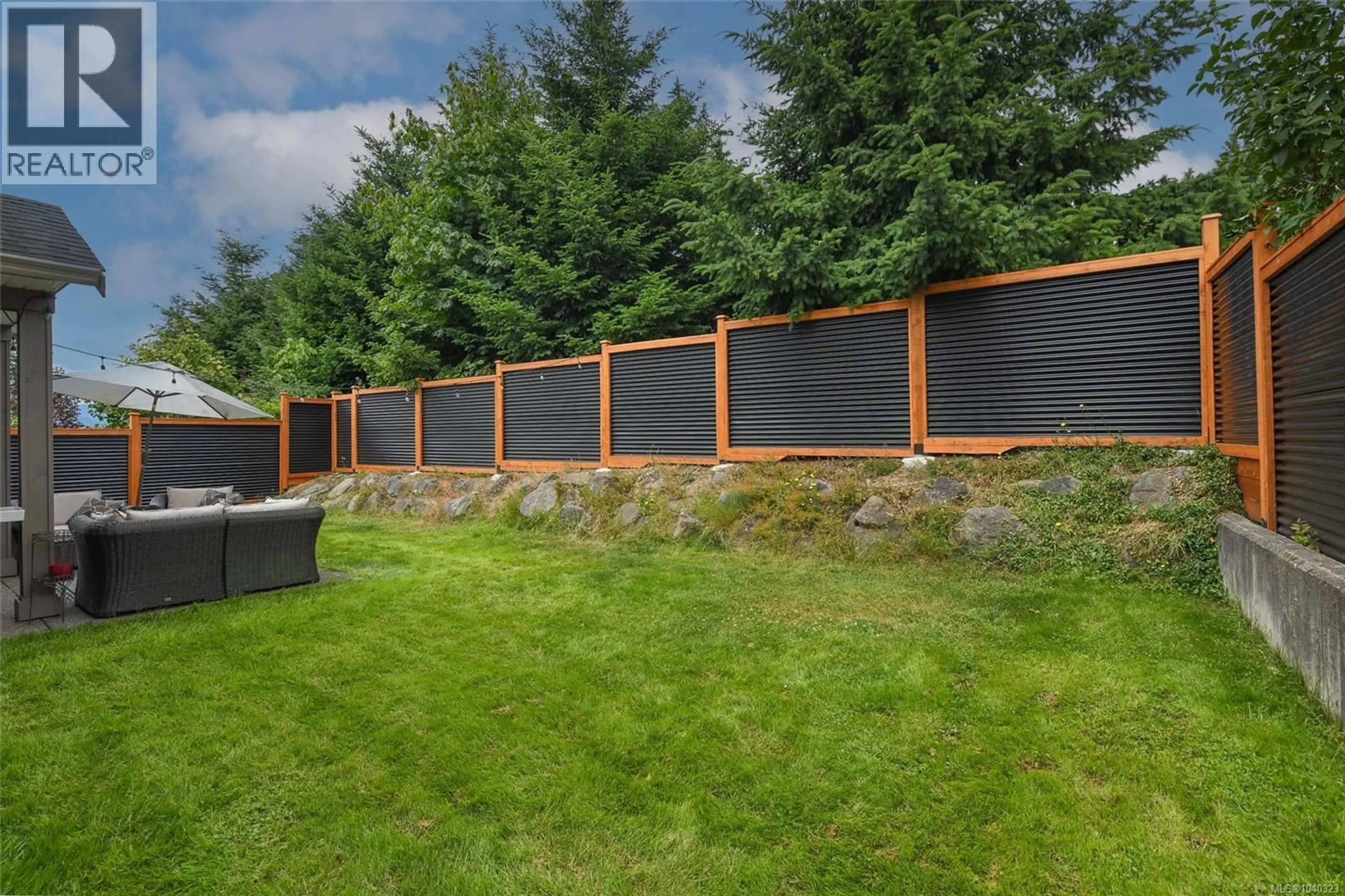 Patio, unknown for 2452 AVRO ARROW DRIVE, Comox British Columbia V9M0A6