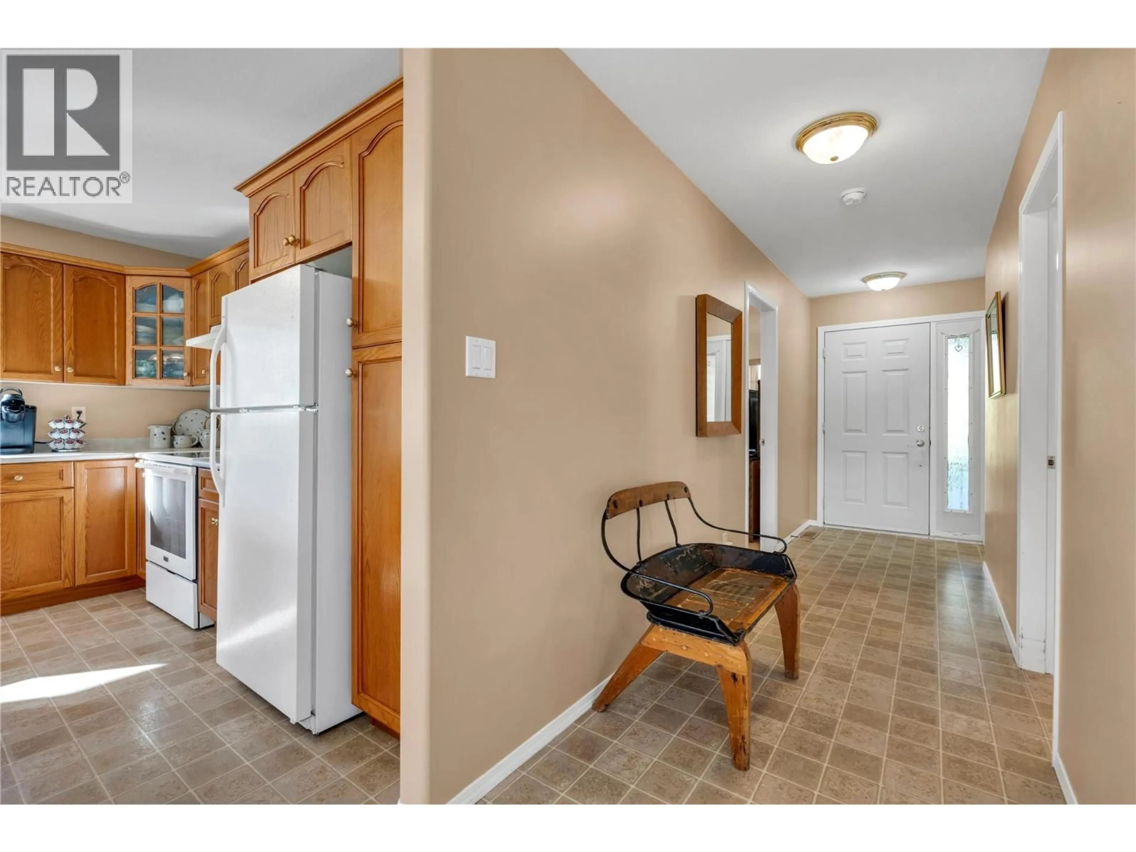 Unknown for 546 REDWING DRIVE, Penticton British Columbia V2A8N7