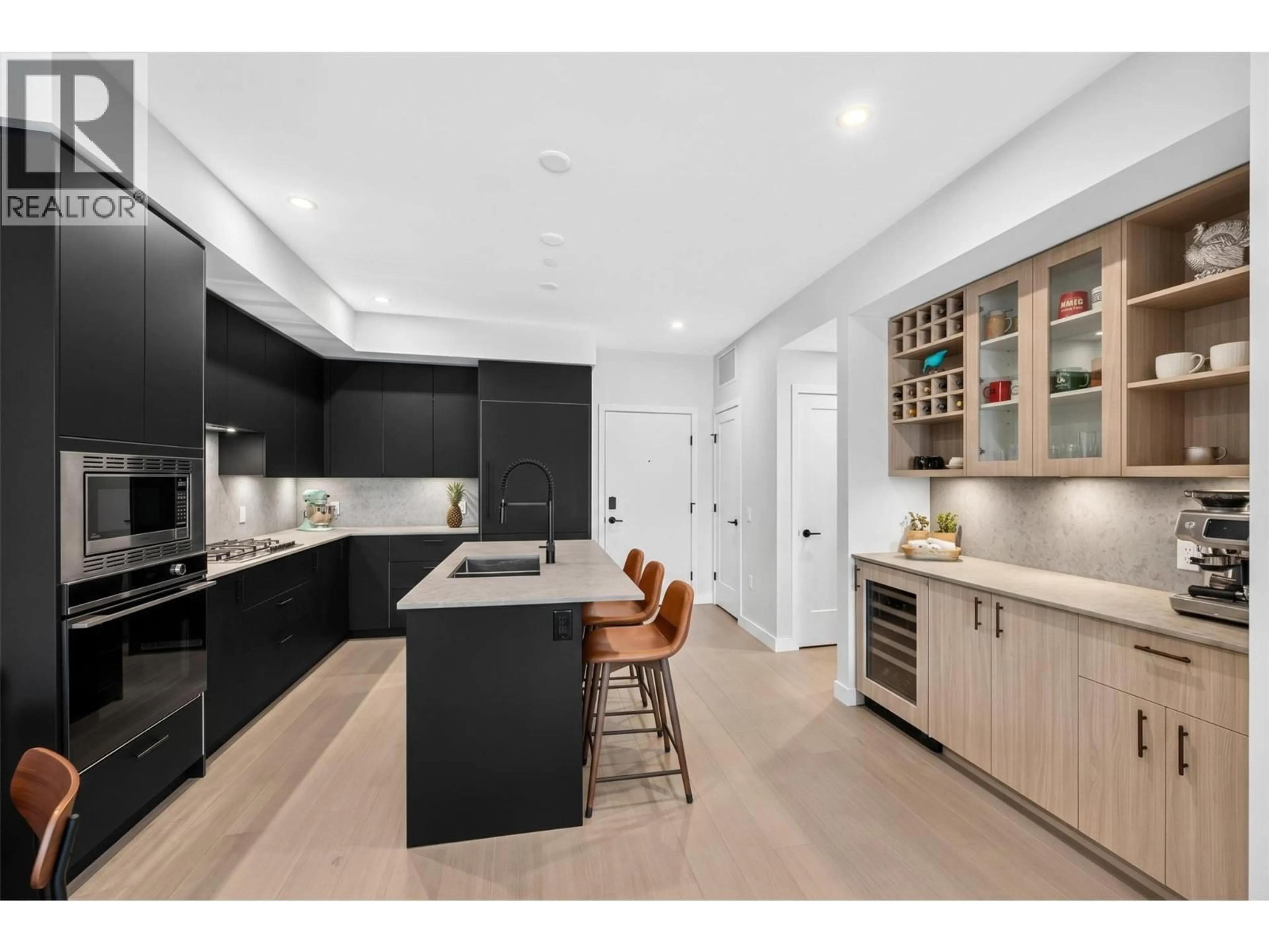 Open concept kitchen, unknown for 209 - 9652 BENCHLAND DRIVE, Lake Country British Columbia V4V1N3