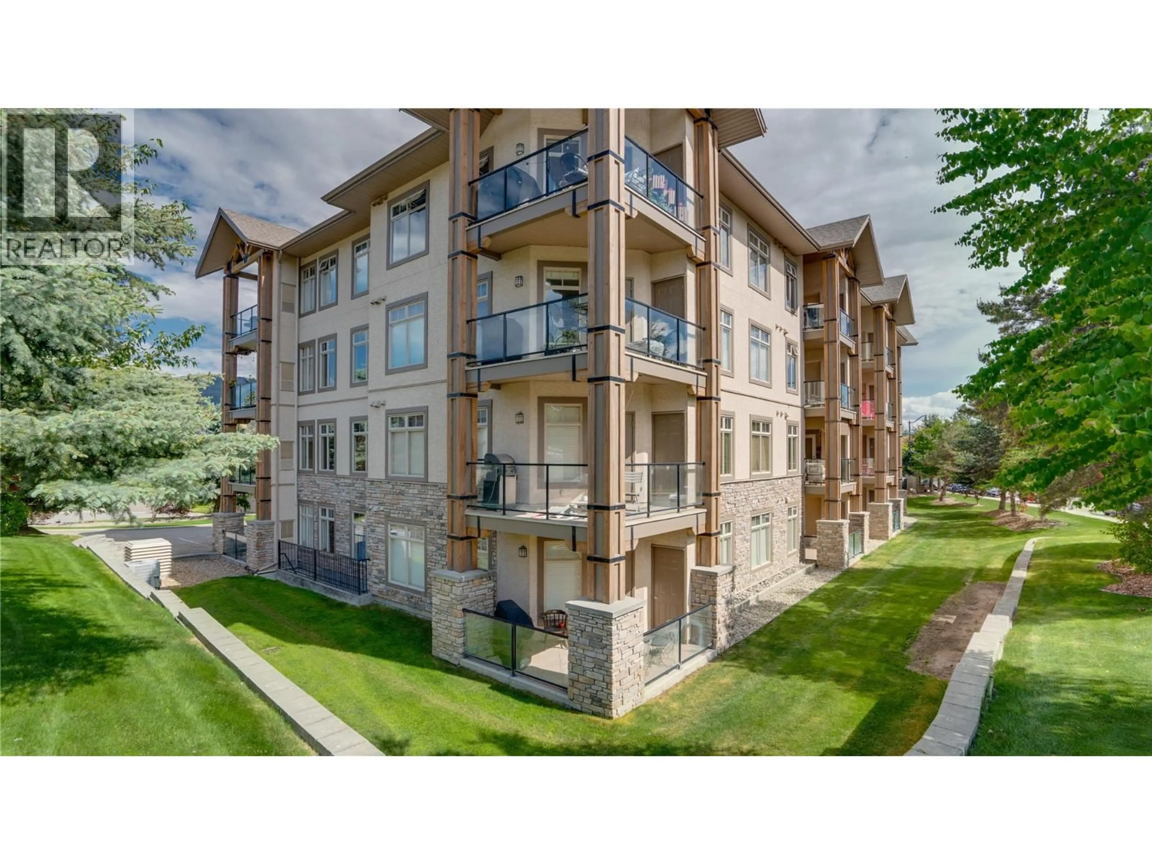 A pic from outside/outdoor area/front of a property/back of a property/a pic from drone, unknown for 412 - 2551 SHORELINE DRIVE, Lake Country British Columbia V4V2P2