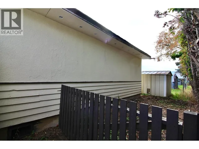 1382 MCBRIDE ROAD ROAD, Kelowna 3