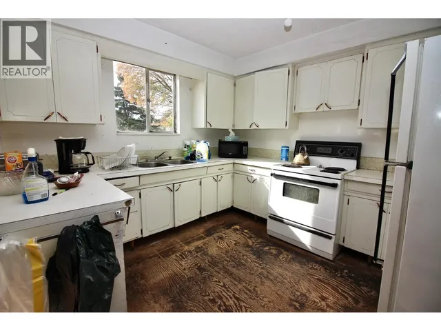 1382 MCBRIDE ROAD ROAD, Kelowna 5
