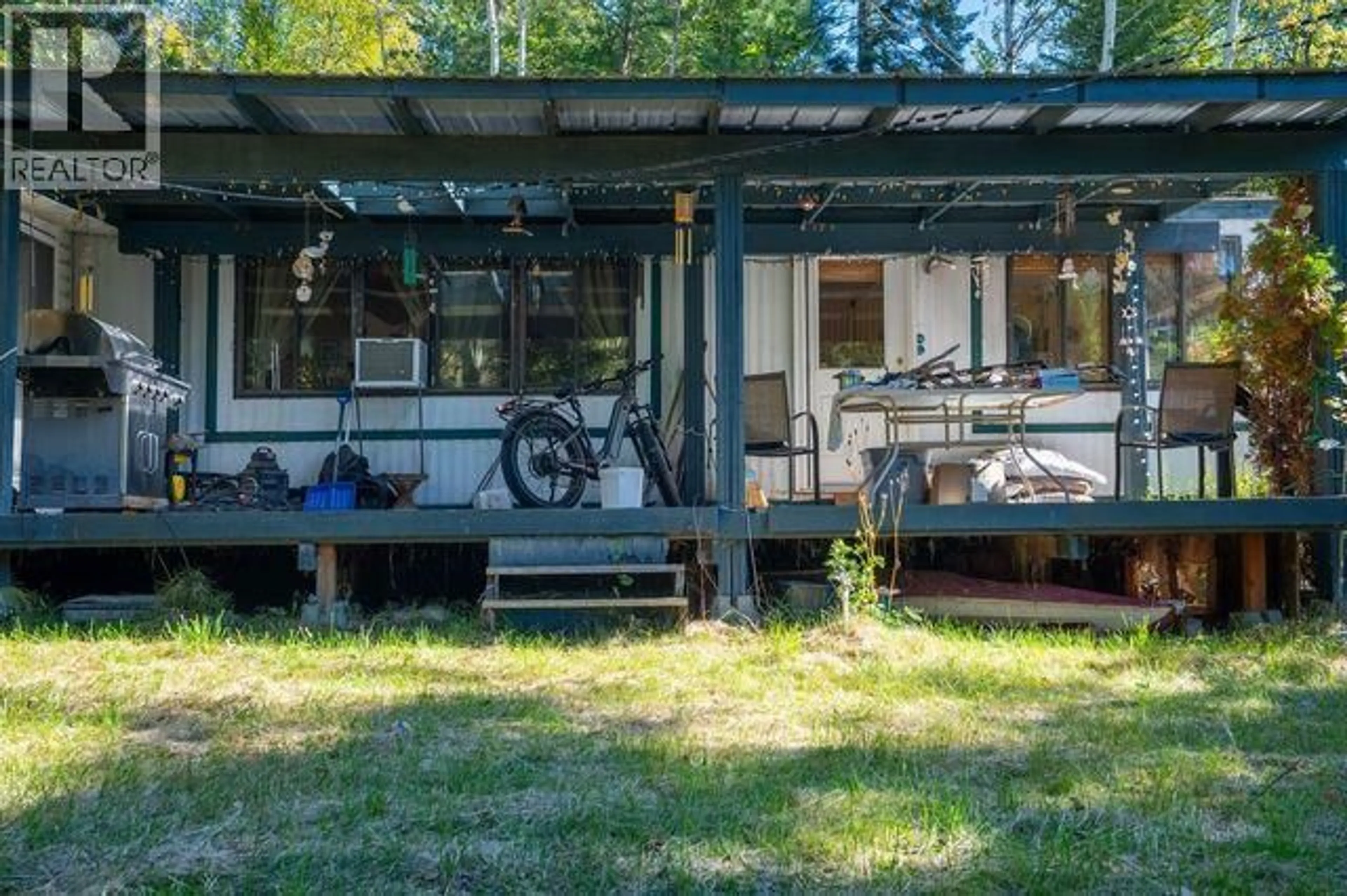 Patio, unknown for 2701 LEECREST ROAD, Nelson British Columbia V1L6L1