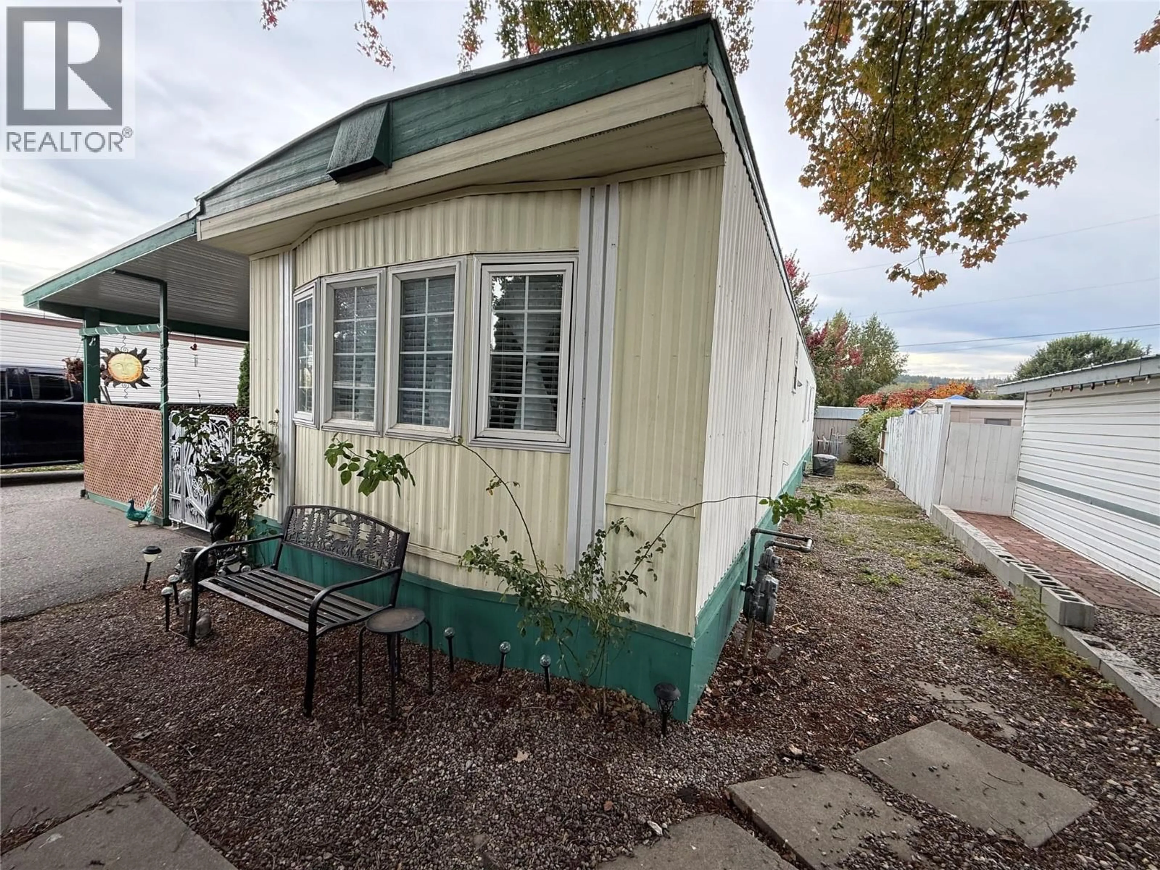 Unknown for 64 - 720 COMMONWEALTH ROAD, Kelowna British Columbia V4V1R6