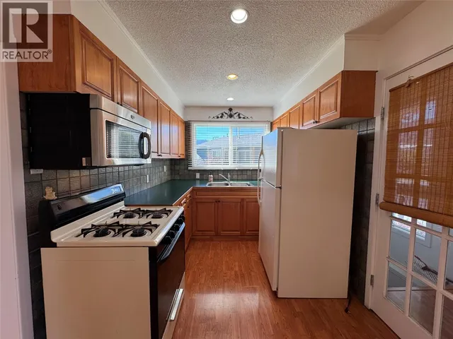 2152 MAMETTE AVENUE, Merritt 2