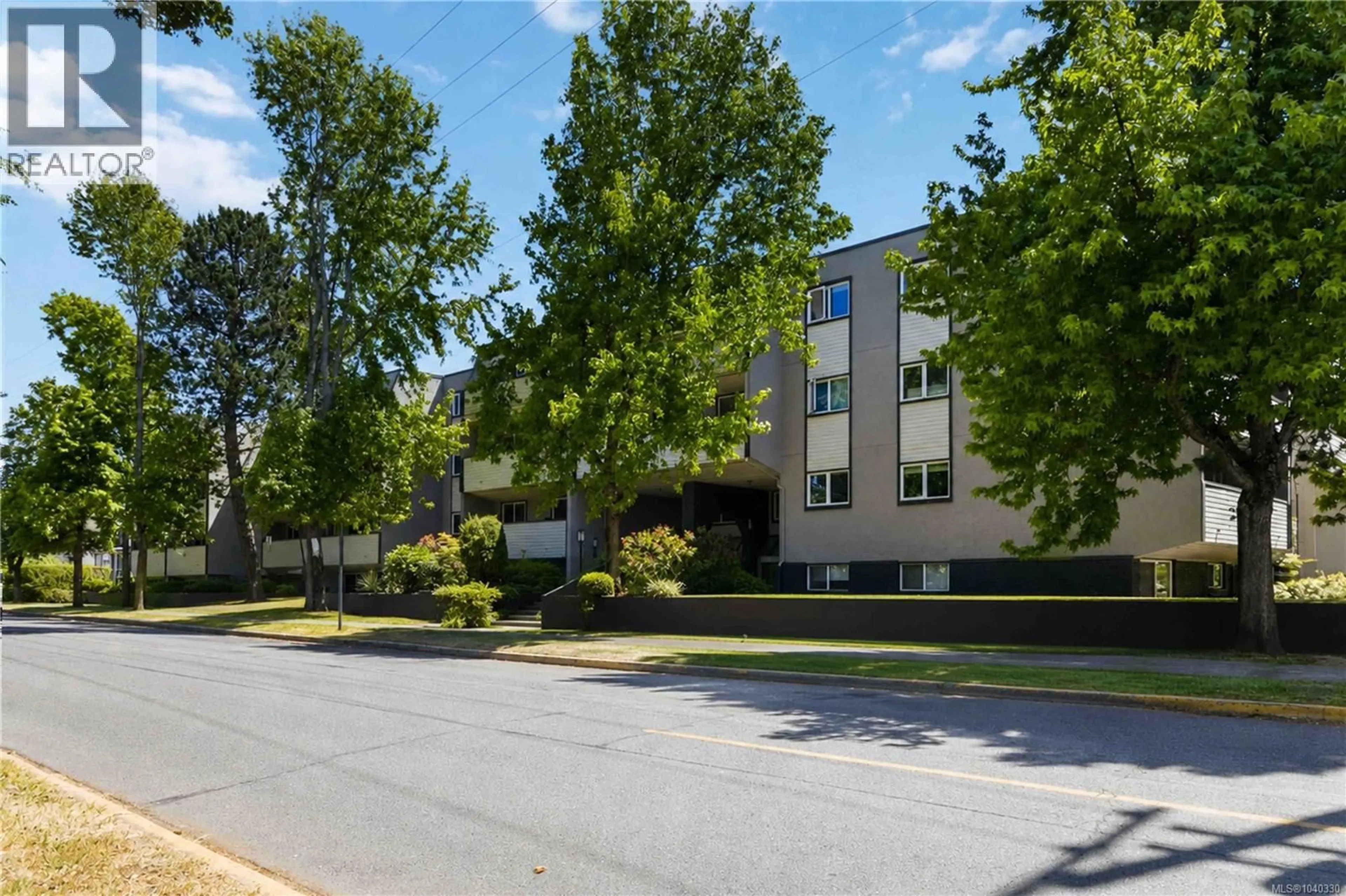 Patio, unknown for 111 - 909 PEMBROKE STREET, Victoria British Columbia V8T4Z5