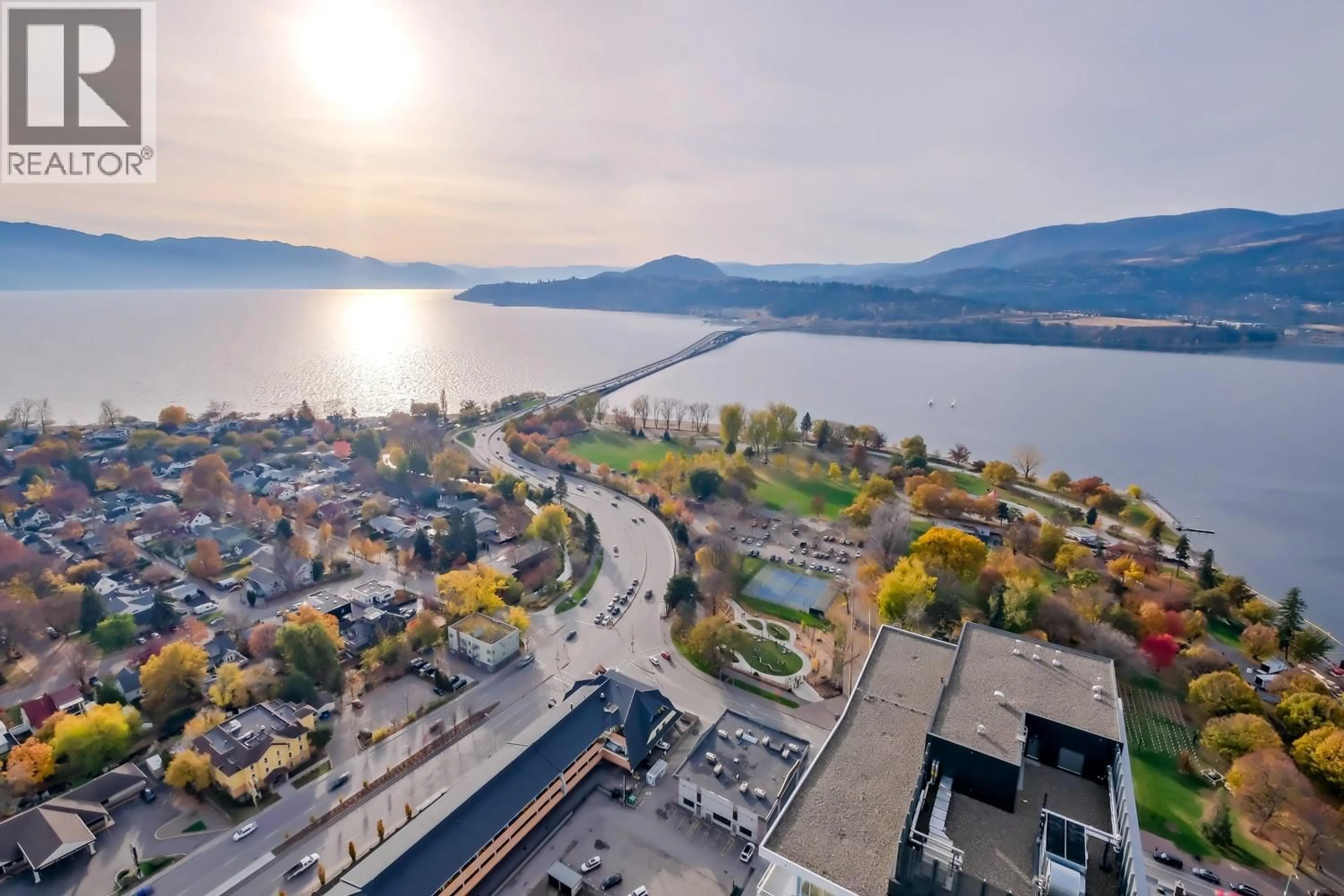 A pic from outside/outdoor area/front of a property/back of a property/a pic from drone, water/lake/river/ocean view for 2909 - 1626 WATER STREET, Kelowna British Columbia V1Y0N7
