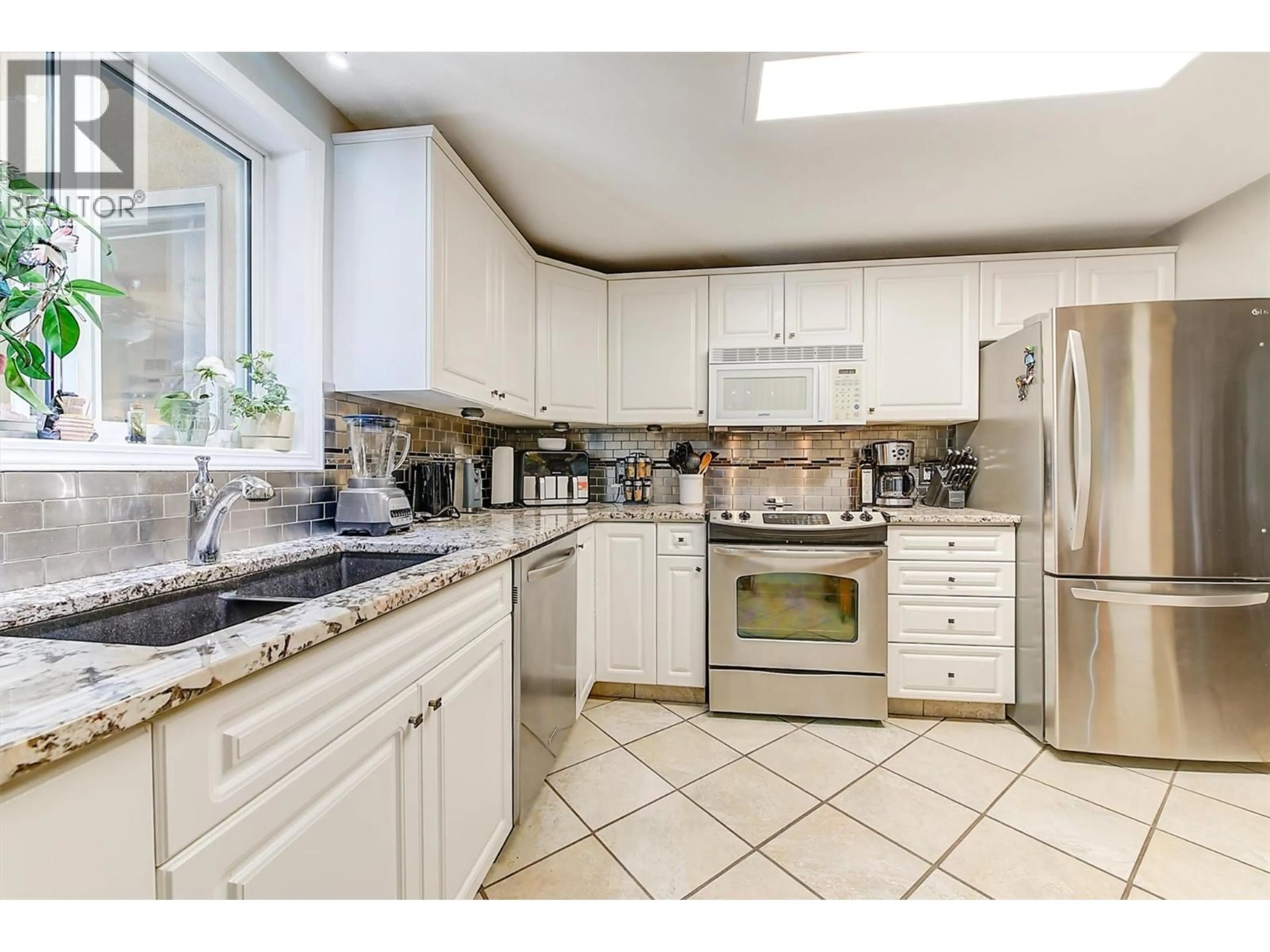 Unknown for 309 - 1964 ENTERPRISE WAY, Kelowna British Columbia V1Y9S7