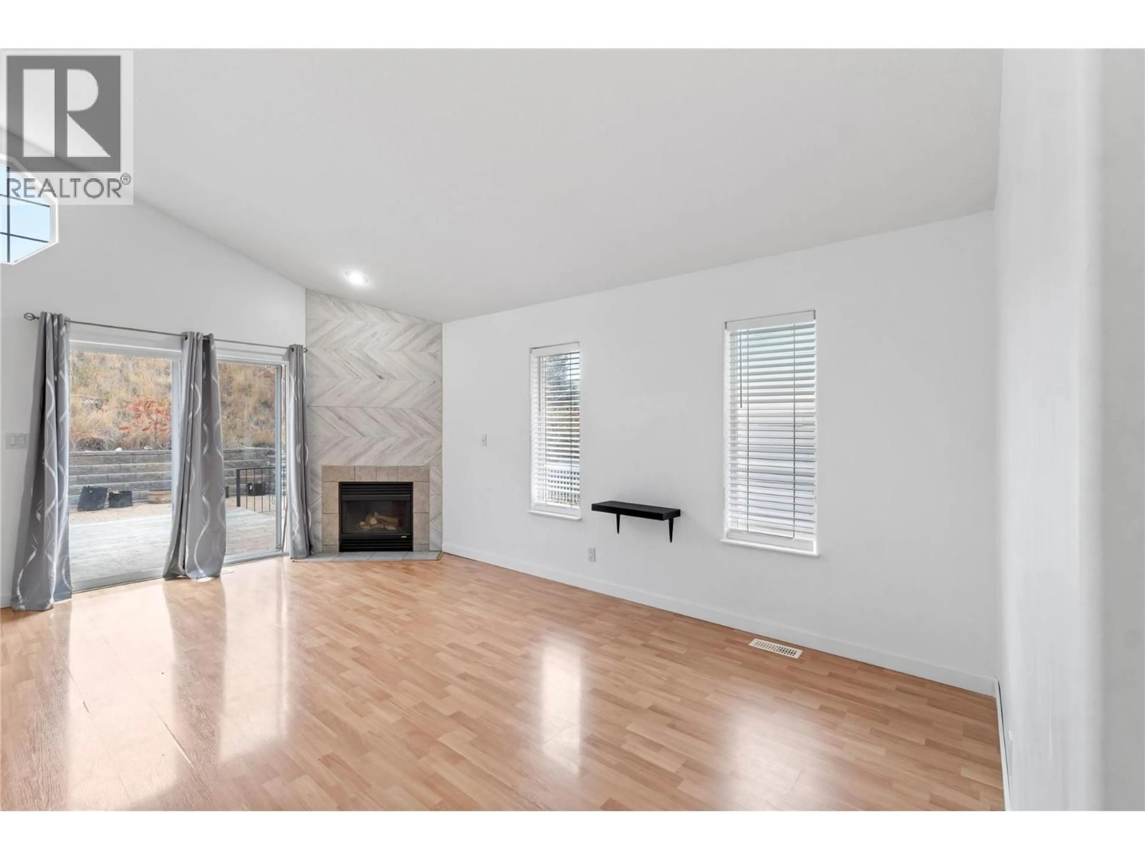 A pic of a room for 1198 RAVEN DRIVE, Kamloops British Columbia V2B8P3