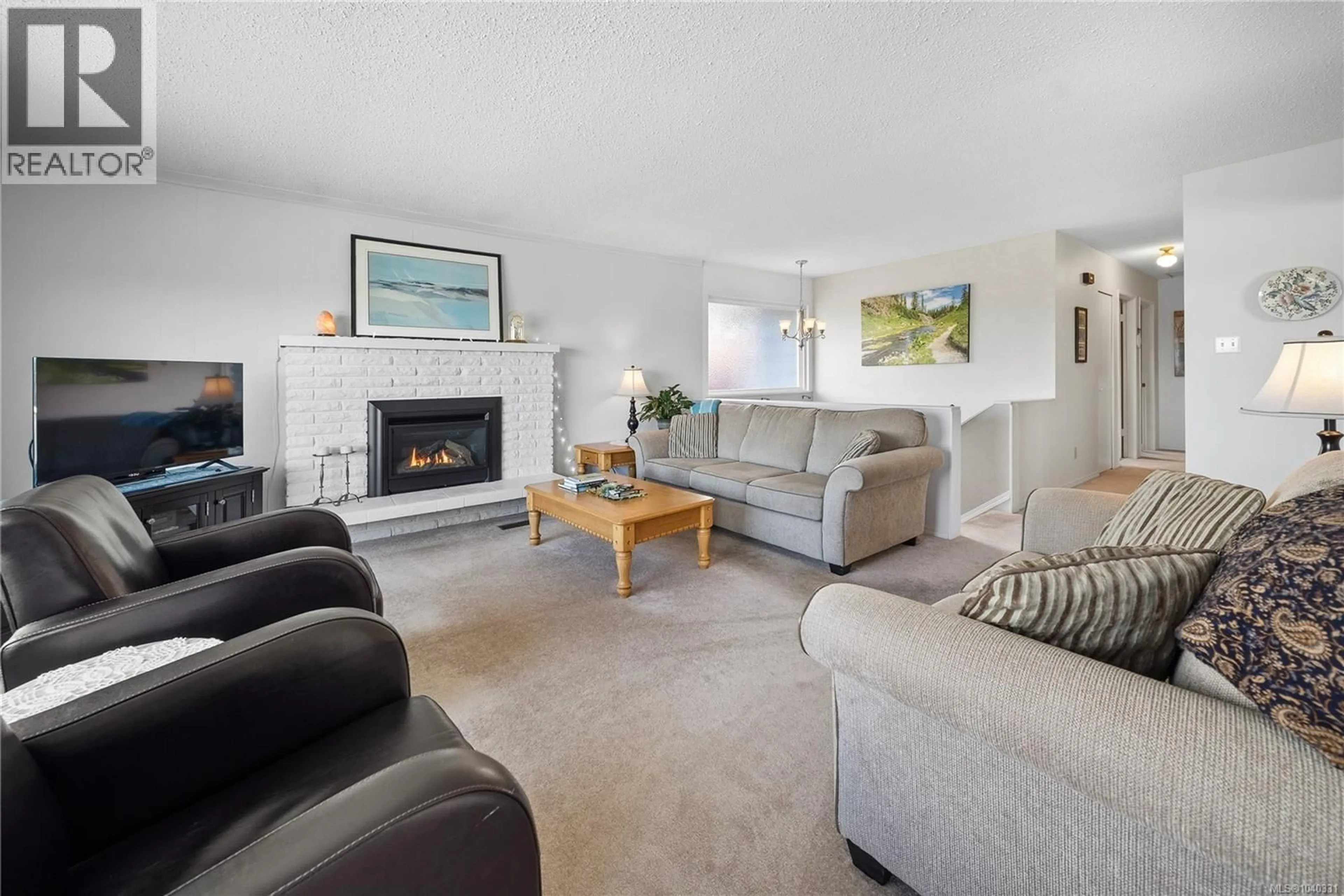 Living room with furniture, unknown for 1525 LOAT STREET, Nanaimo British Columbia V9S3L5