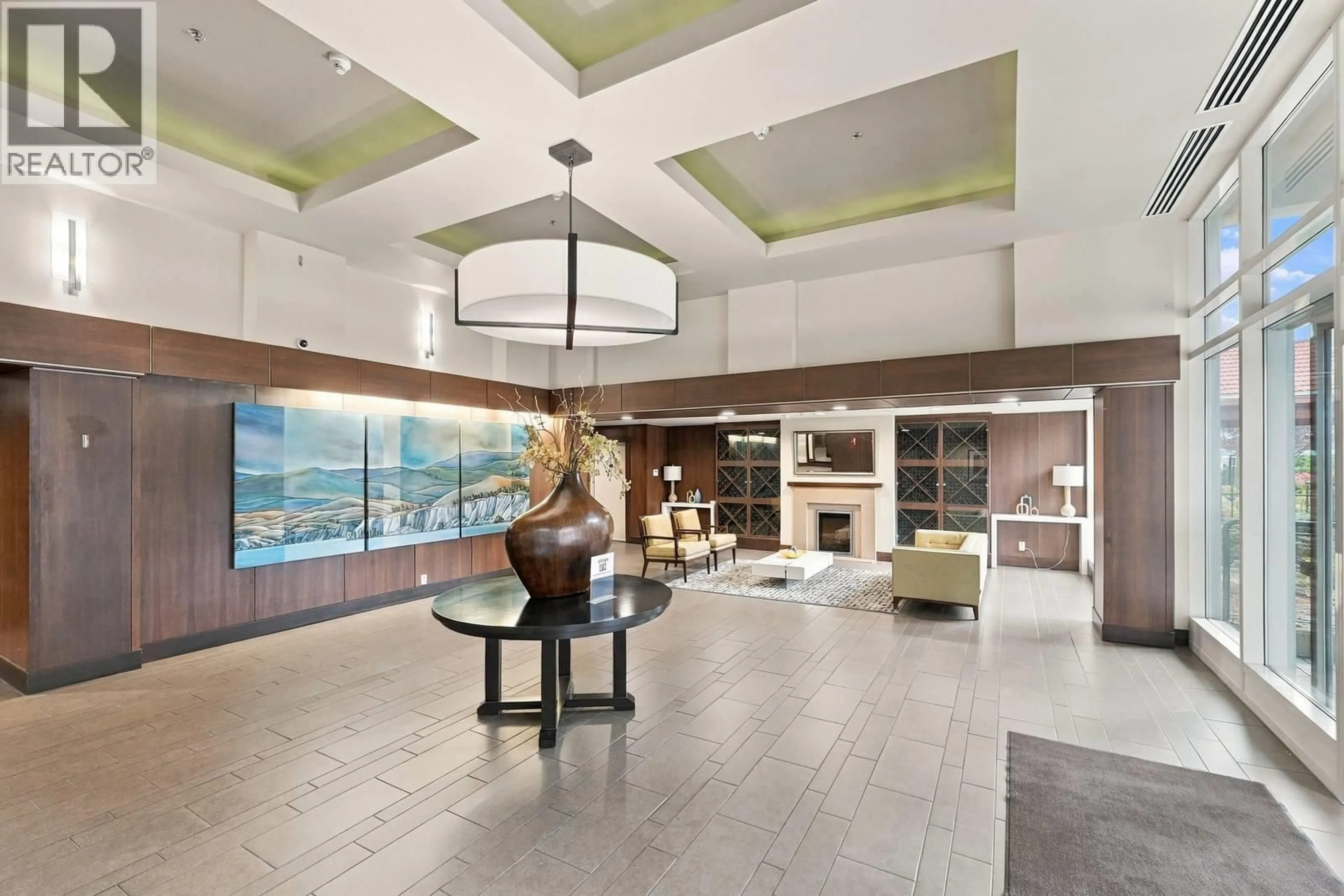 Lobby for 201 - 75 MARTIN STREET, Penticton British Columbia V2A9C8