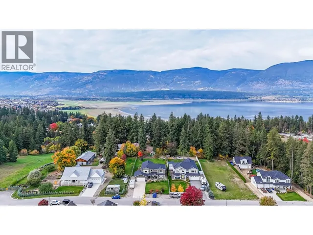 1791 22 STREET NORTHEAST, Salmon Arm 2