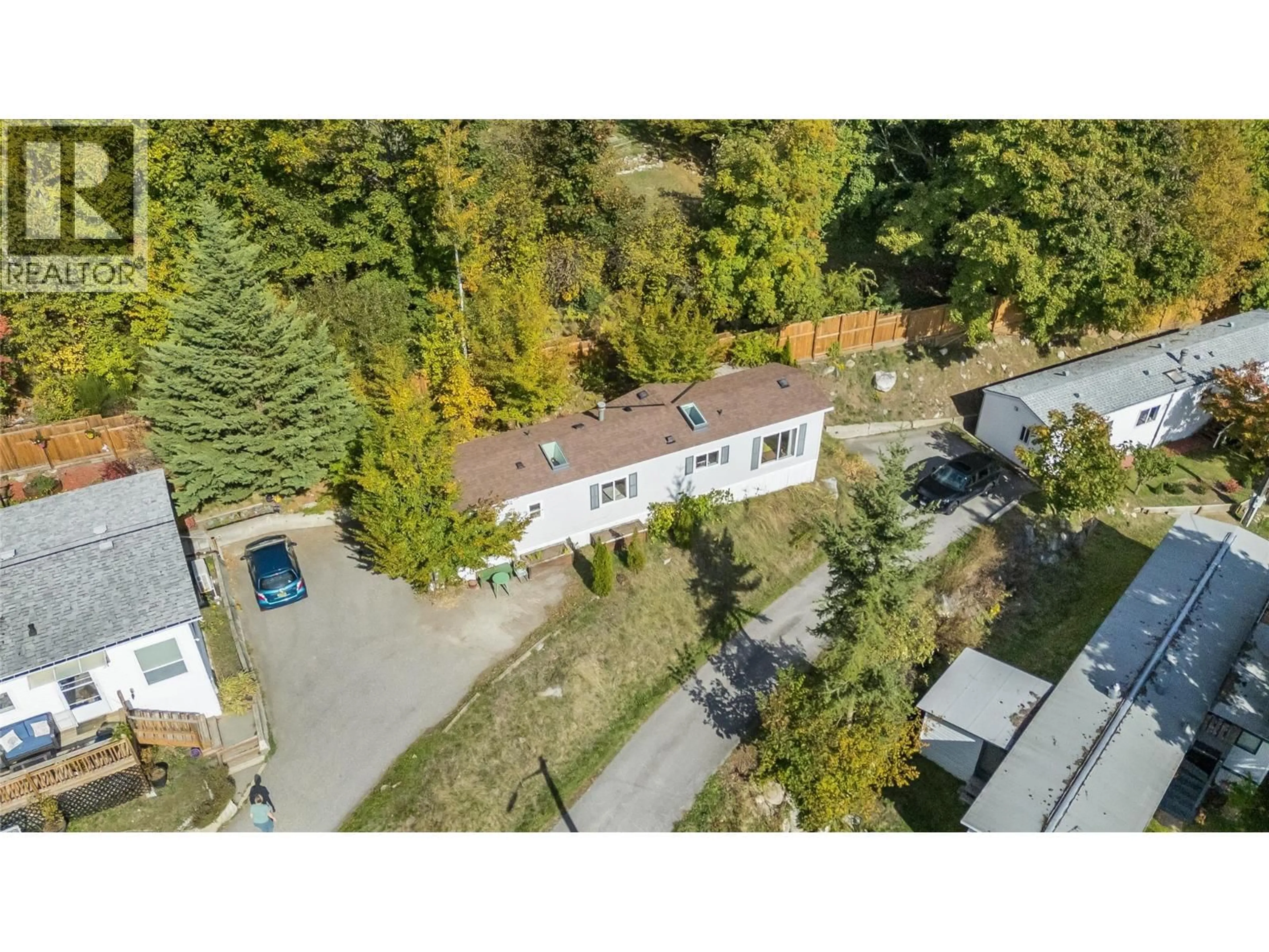 A pic from outside/outdoor area/front of a property/back of a property/a pic from drone, unknown for 30 - 739 HIGHWAY 3A HIGHWAY, Nelson British Columbia V1L6M4