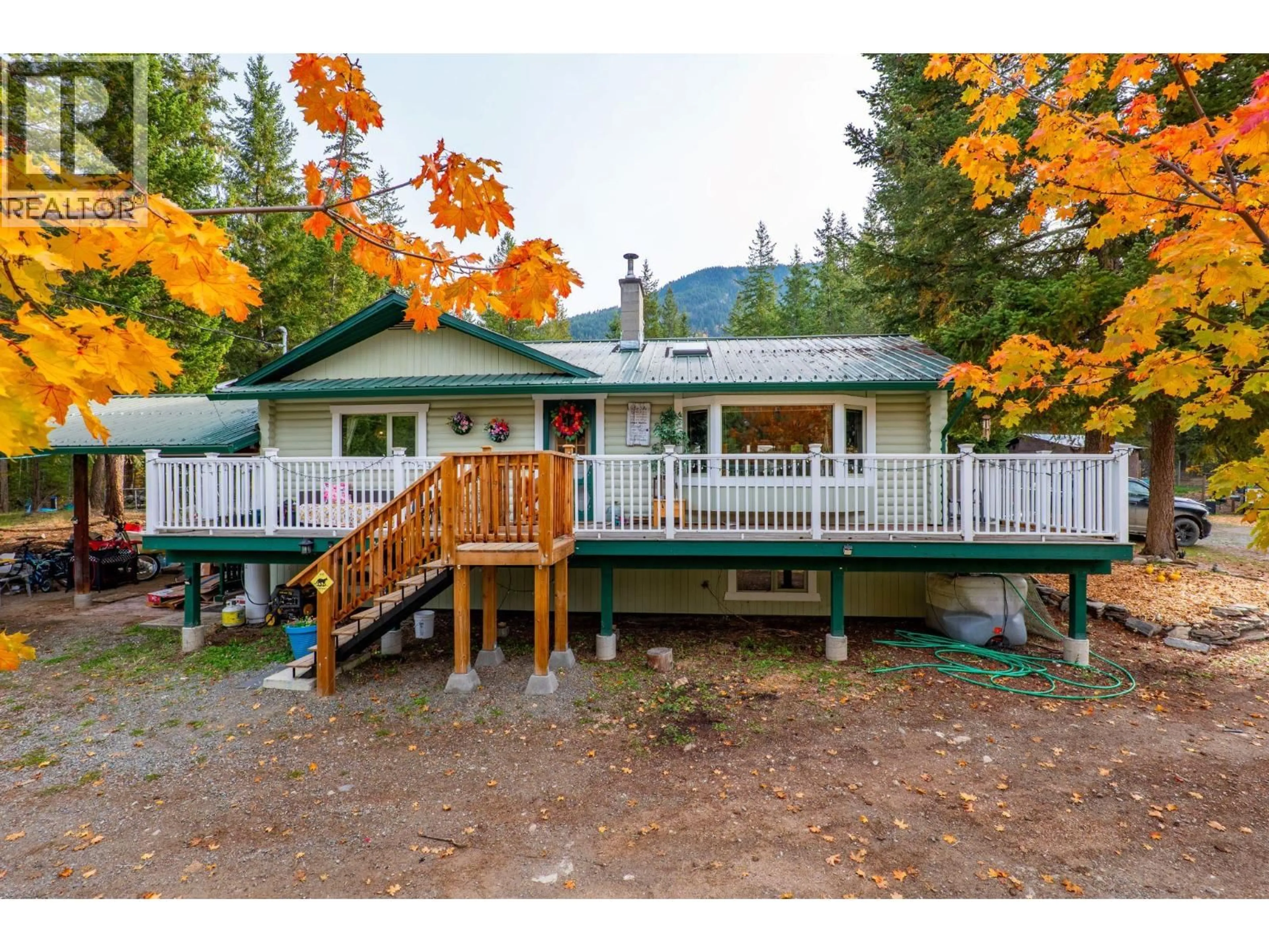 A pic from outside/outdoor area/front of a property/back of a property/a pic from drone, unknown for 4148 DIXON MOUNTAIN ROAD, Barriere British Columbia V0E1E0