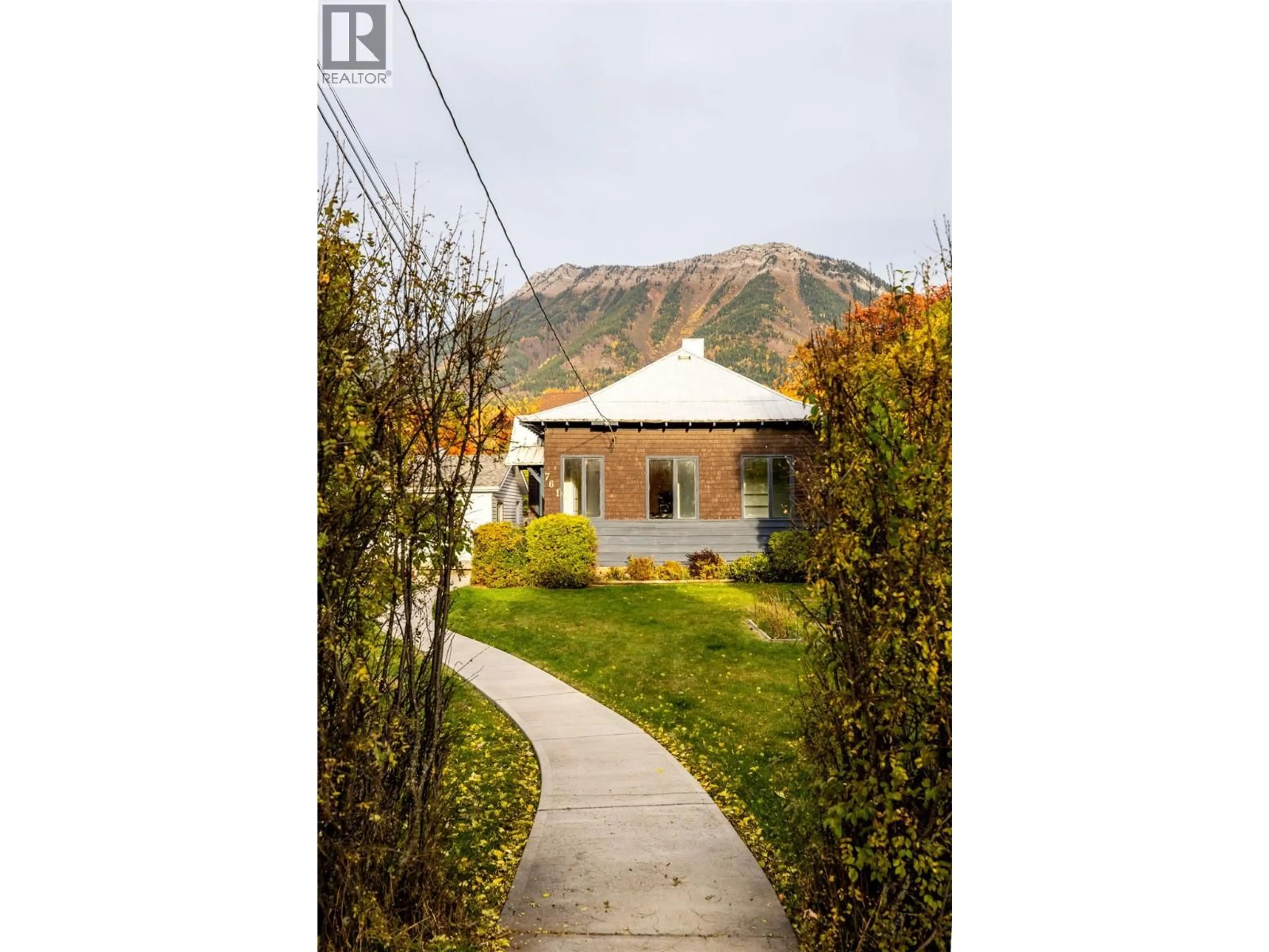 A pic from outside/outdoor area/front of a property/back of a property/a pic from drone, mountain view for 761 4TH AVENUE, Fernie British Columbia V0B1M0