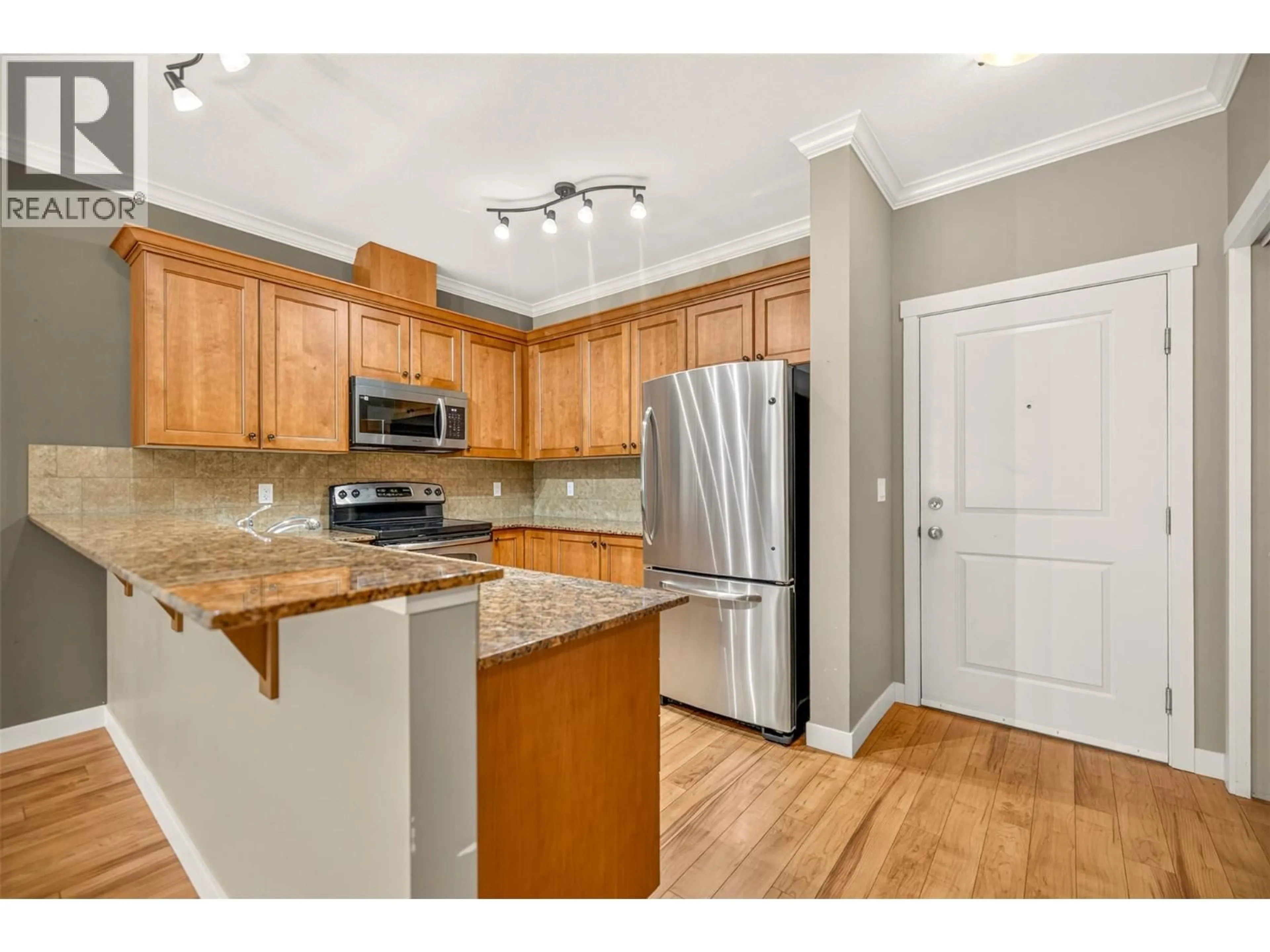 Standard kitchen, wood/laminate floor for 210 - 1330 WHITEWOOD CRESCENT, Sparwood British Columbia V0B2G2